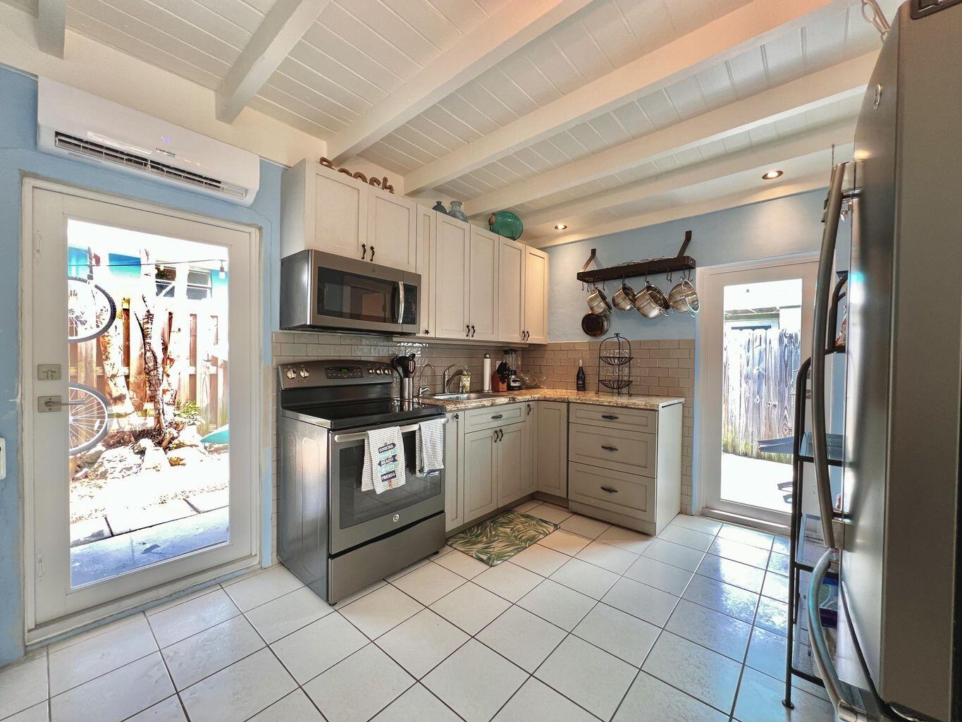 40 Pirates Drive Property Photo 22