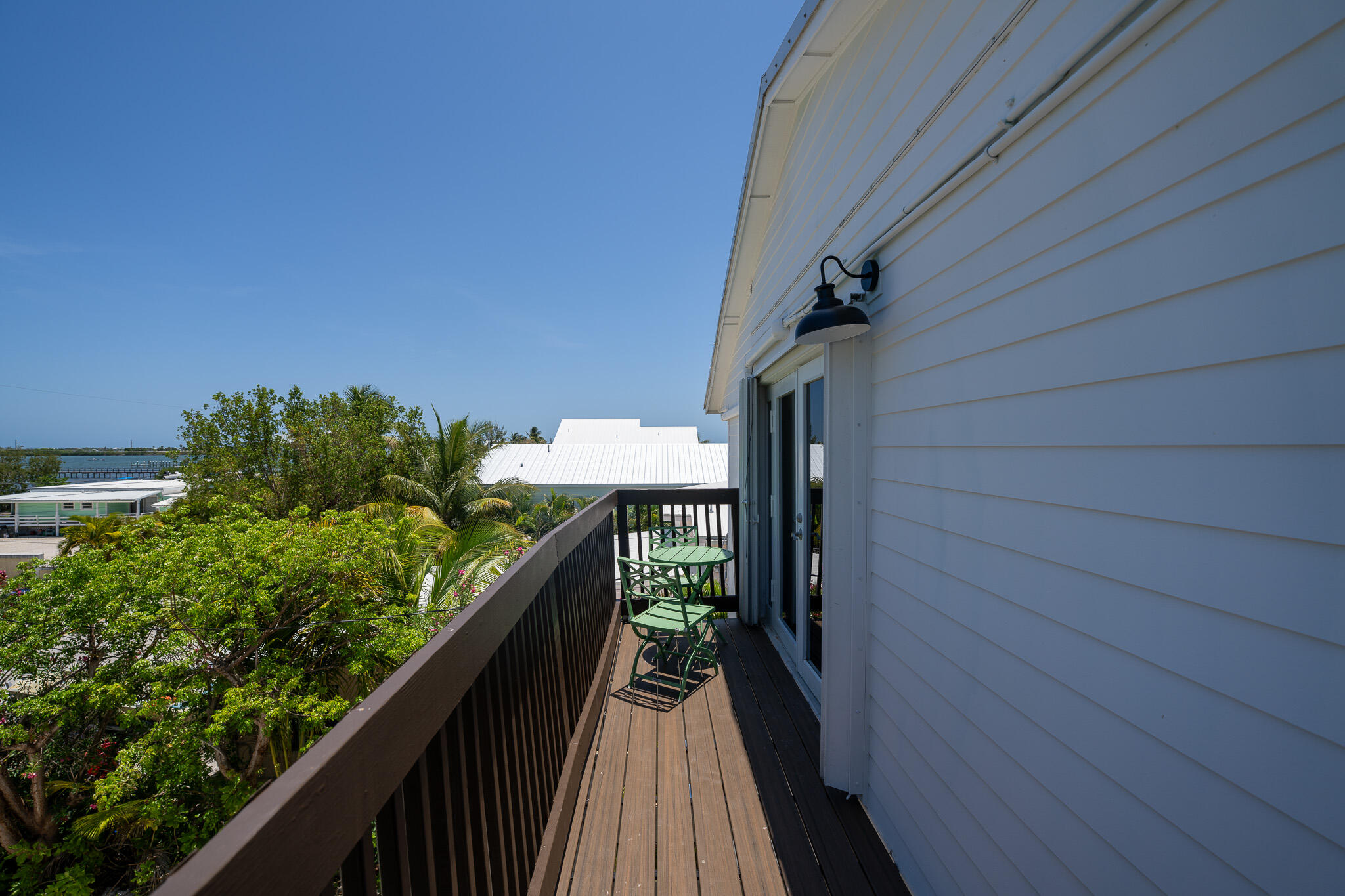 460 Barry Avenue Property Photo 23