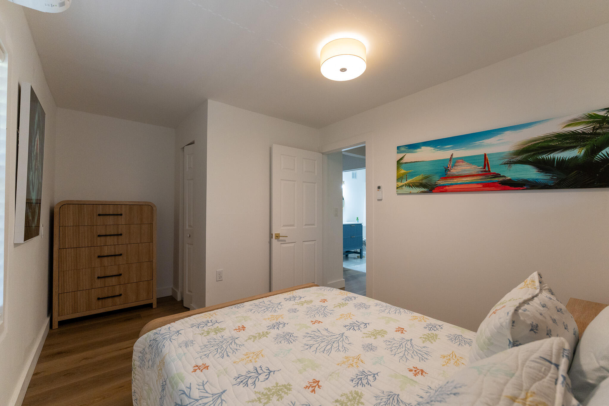 460 Barry Avenue Property Photo 33