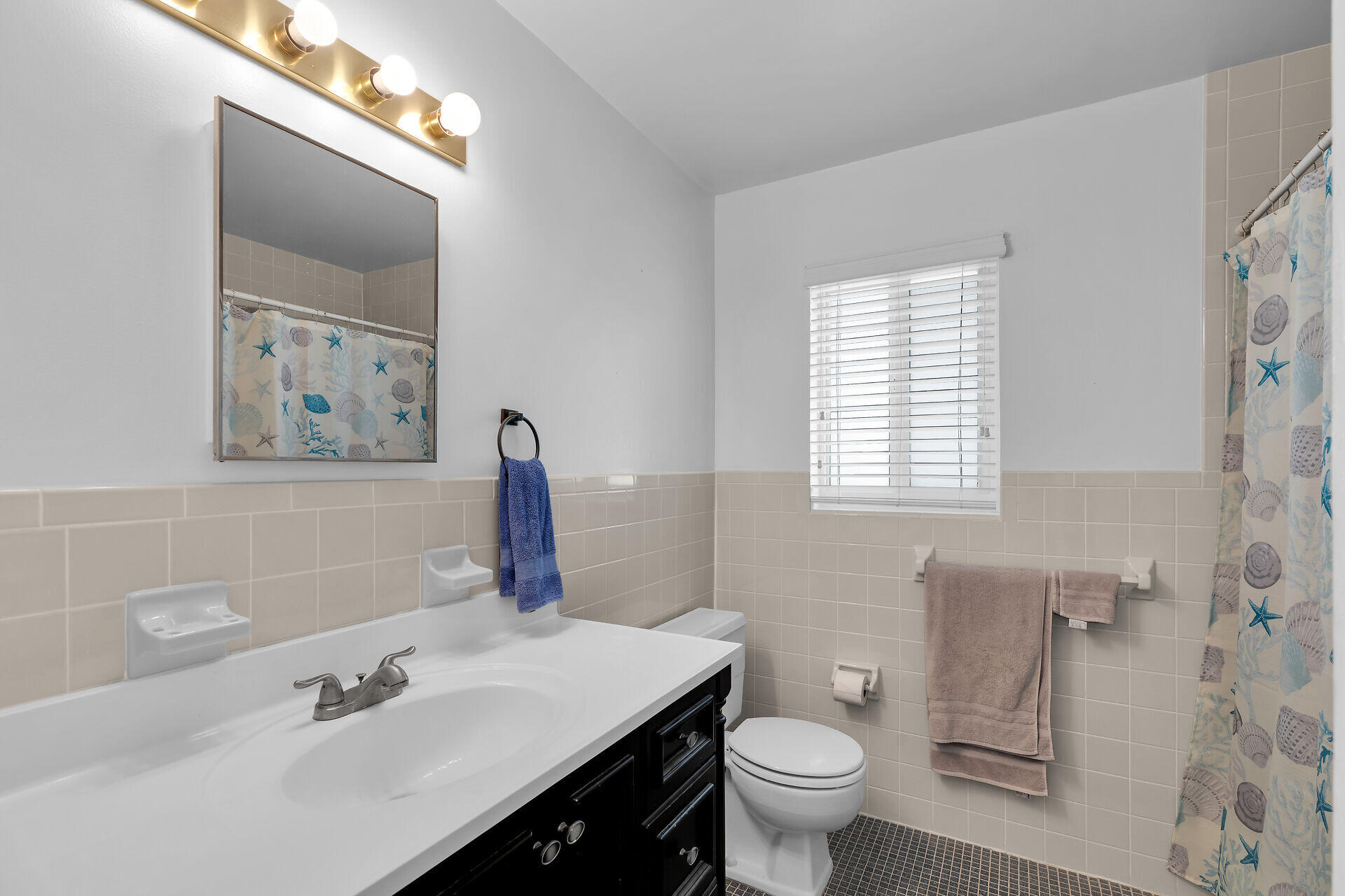 29457 Constitution Avenue Property Photo 30