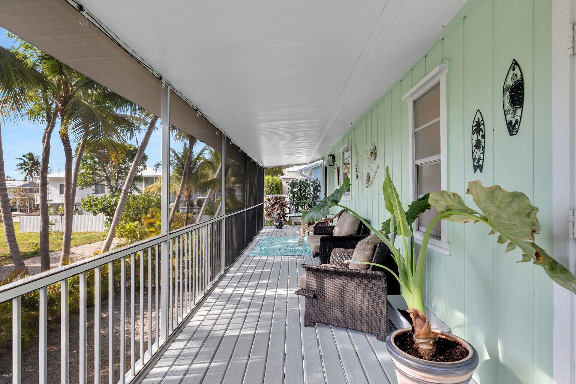 878 La Paloma Road Property Photo 4