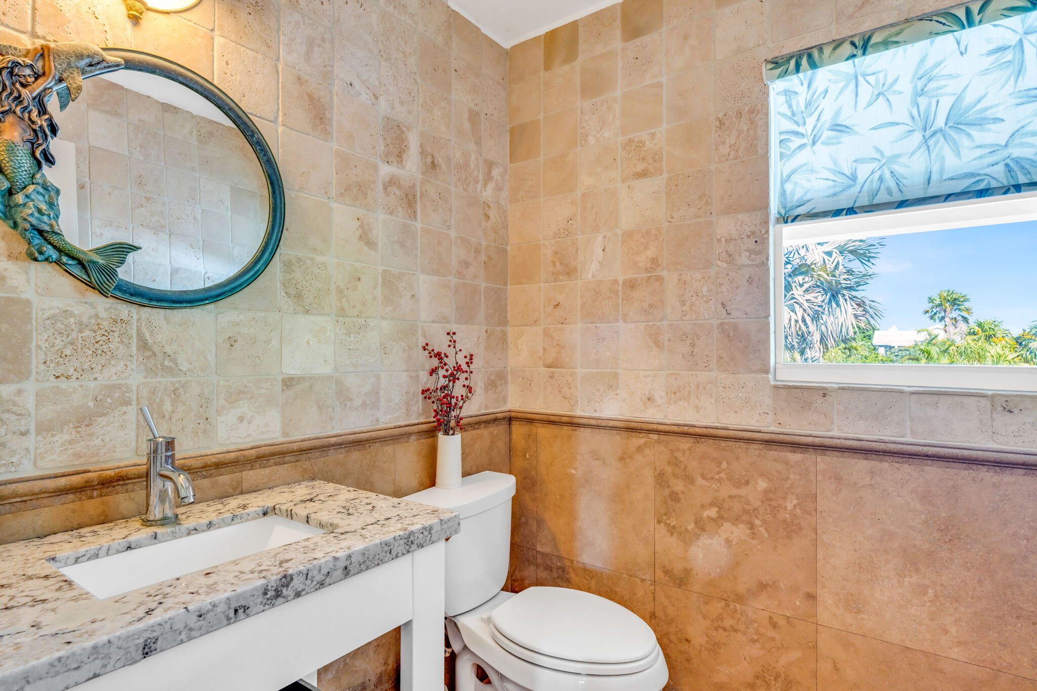 894 Ellen Drive Property Photo 15