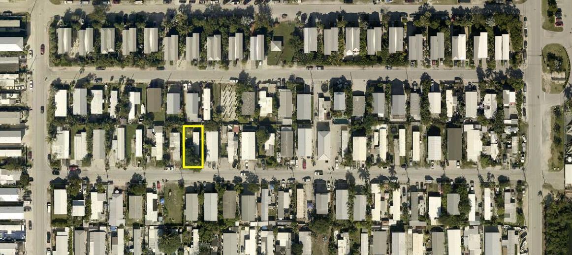 A33 8th Avenue Property Photo 12