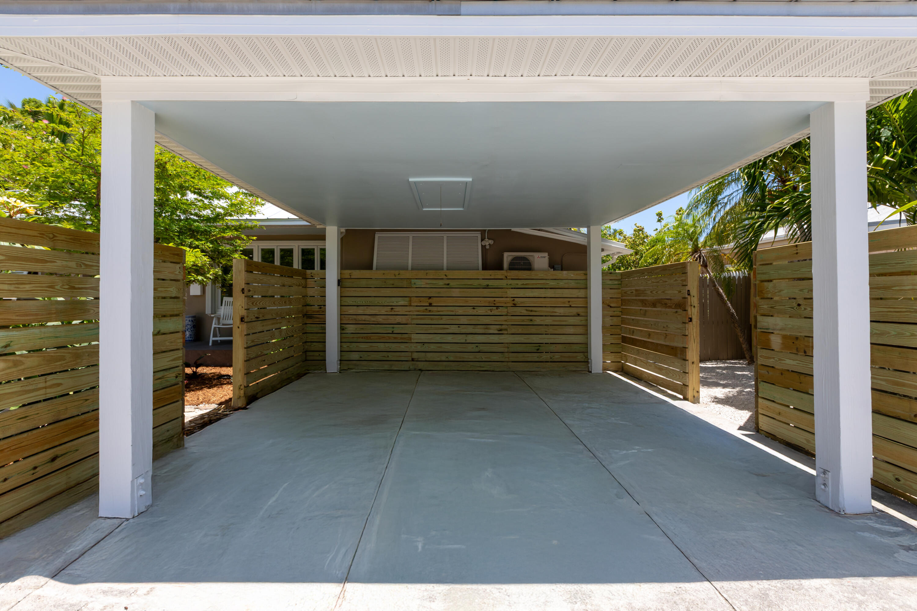 1706 Seminary Street Property Photo 7