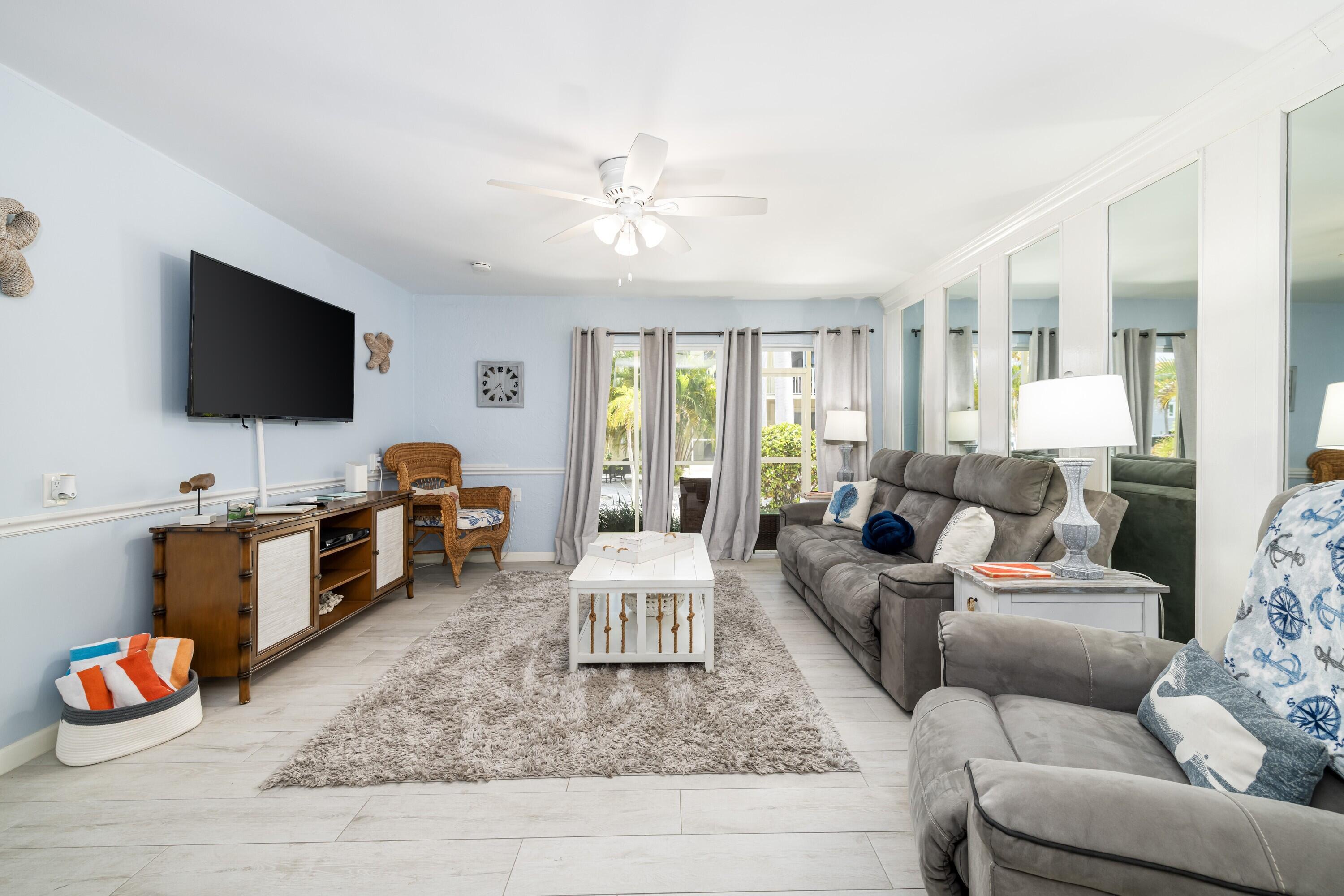 105 Avenue D, 101 Property Photo 5