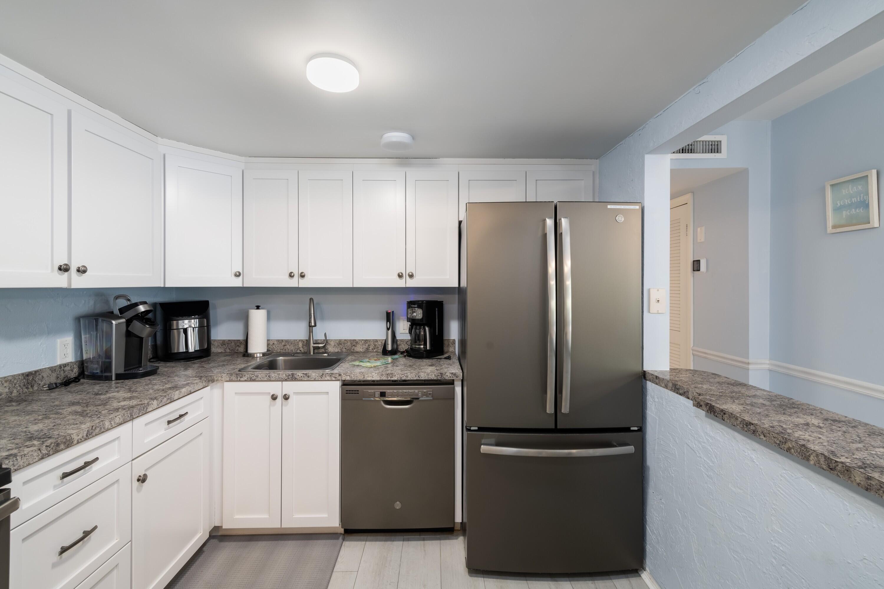 105 Avenue D, 101 Property Photo 14