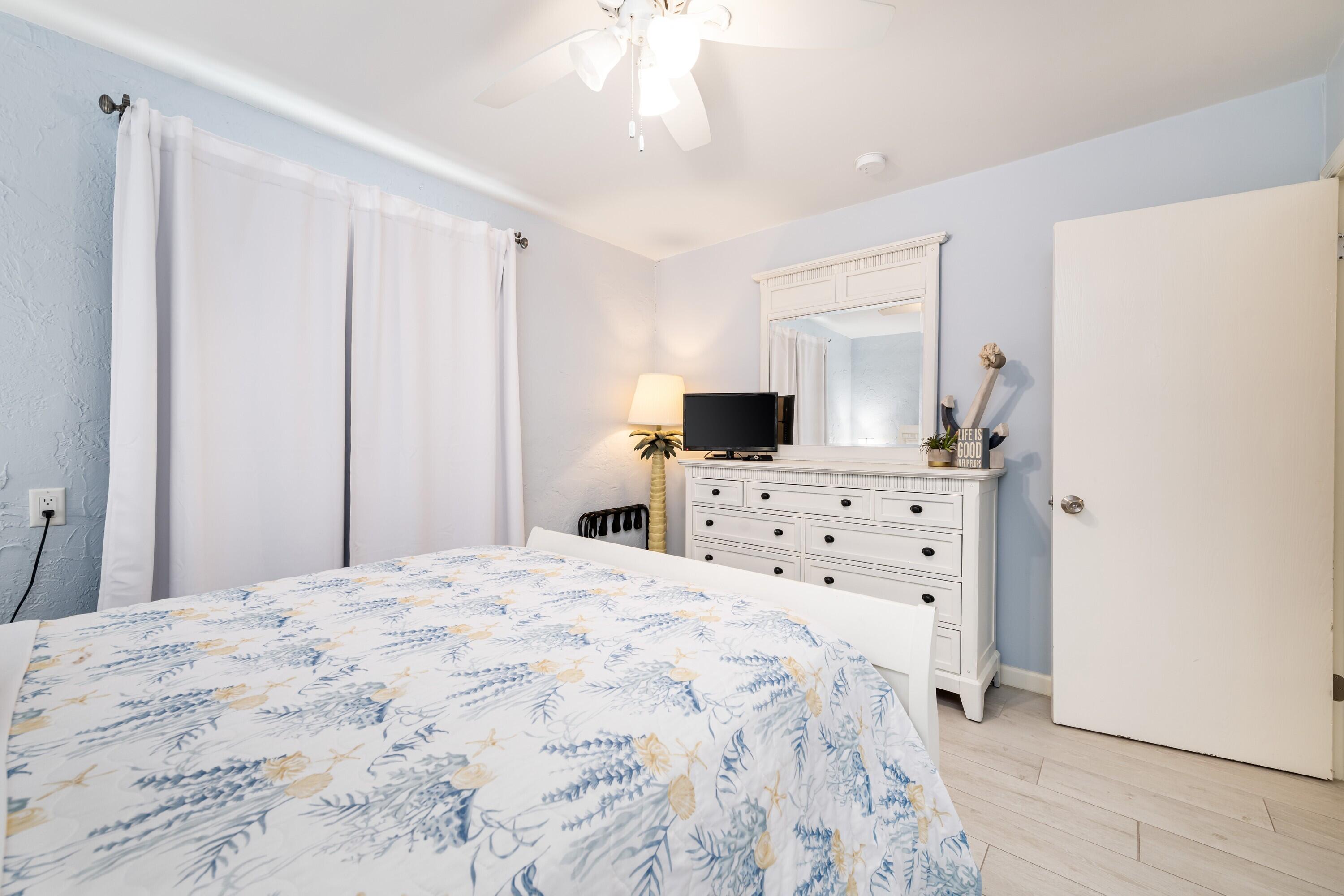 105 Avenue D, 101 Property Photo 18