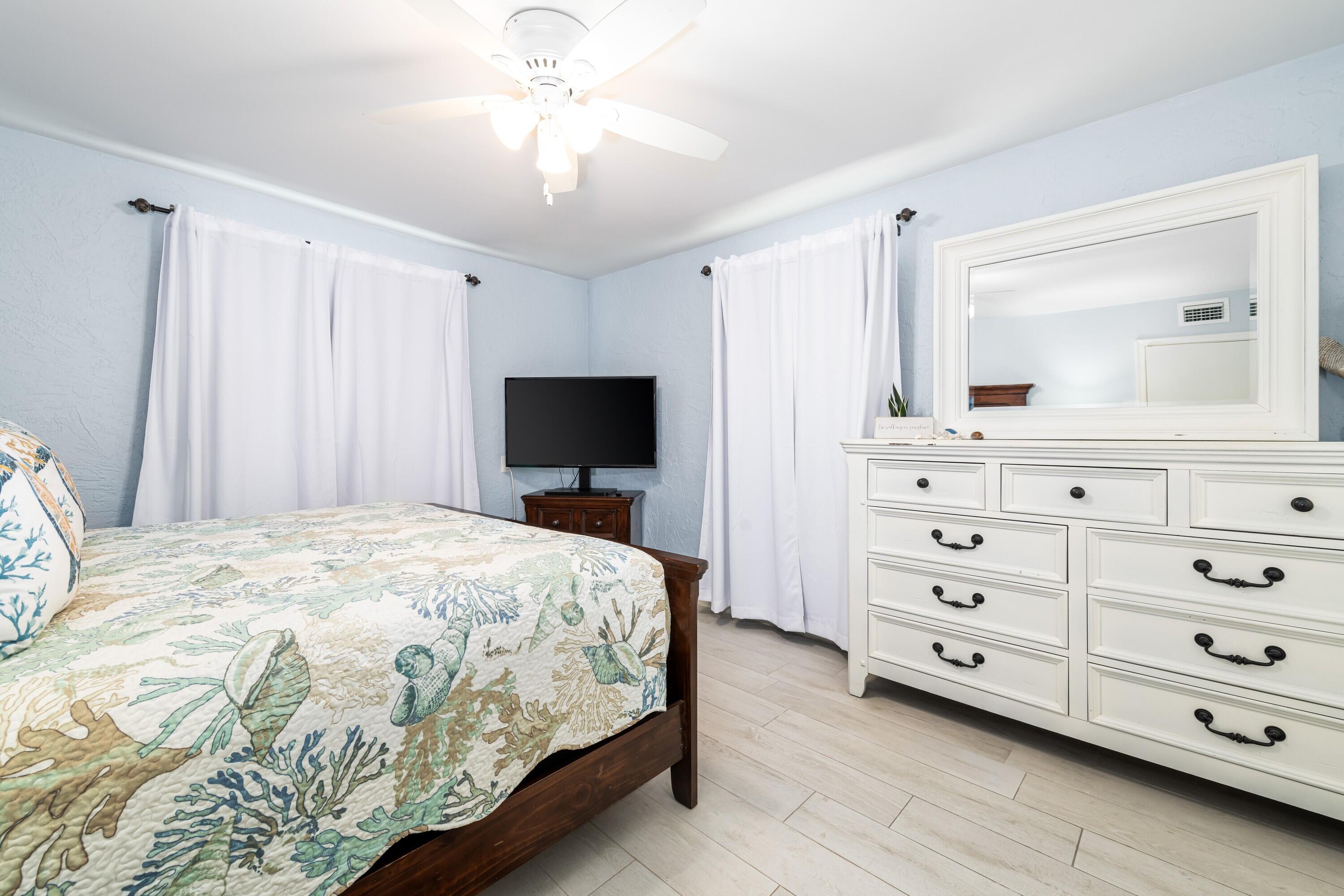 105 Avenue D, 101 Property Photo 19