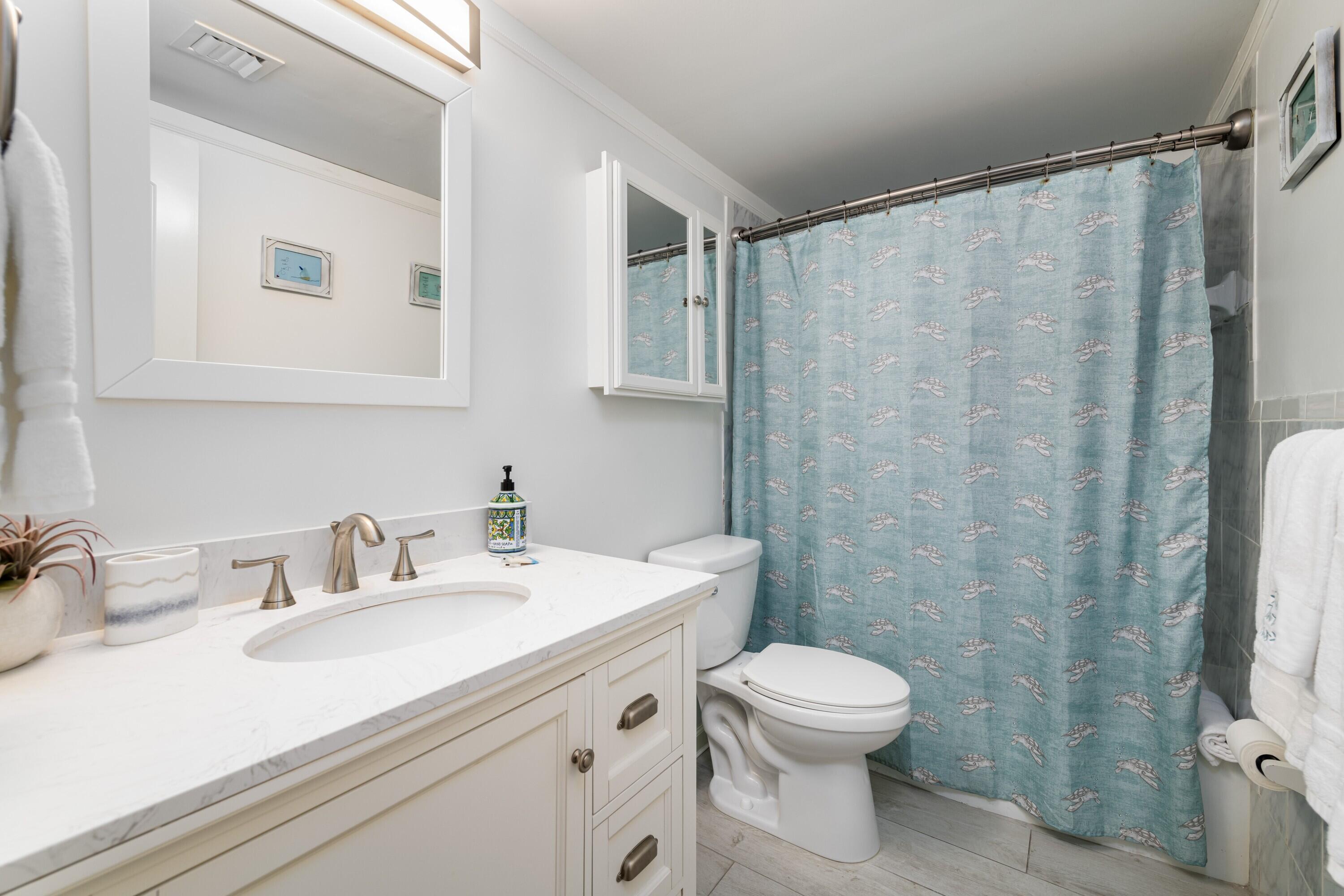 105 Avenue D, 101 Property Photo 23