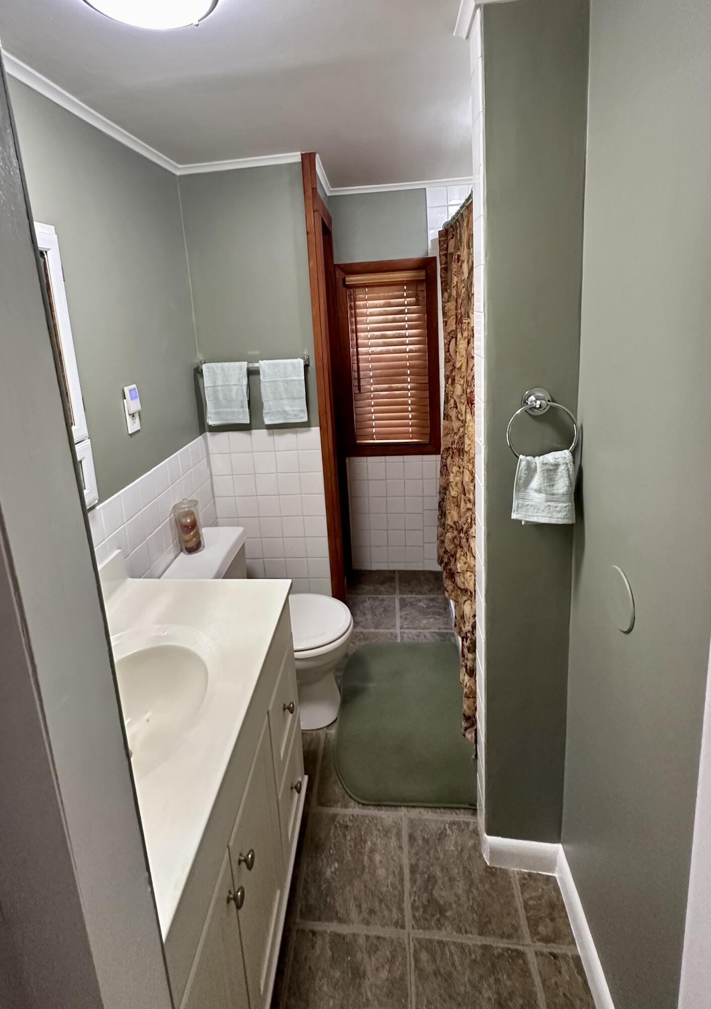 72&74 Ed Swift Road Property Photo 22