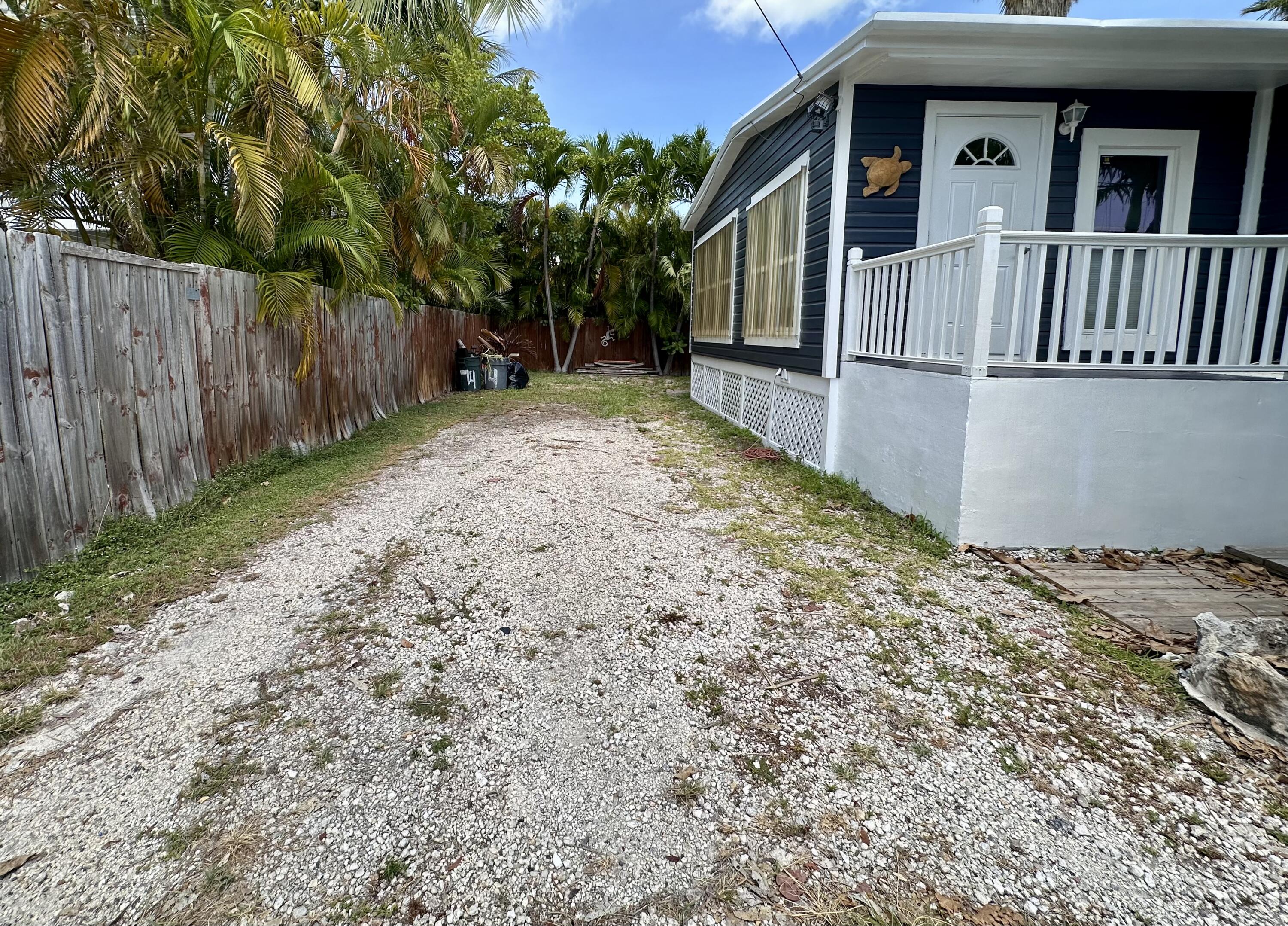 72&74 Ed Swift Road Property Photo 35