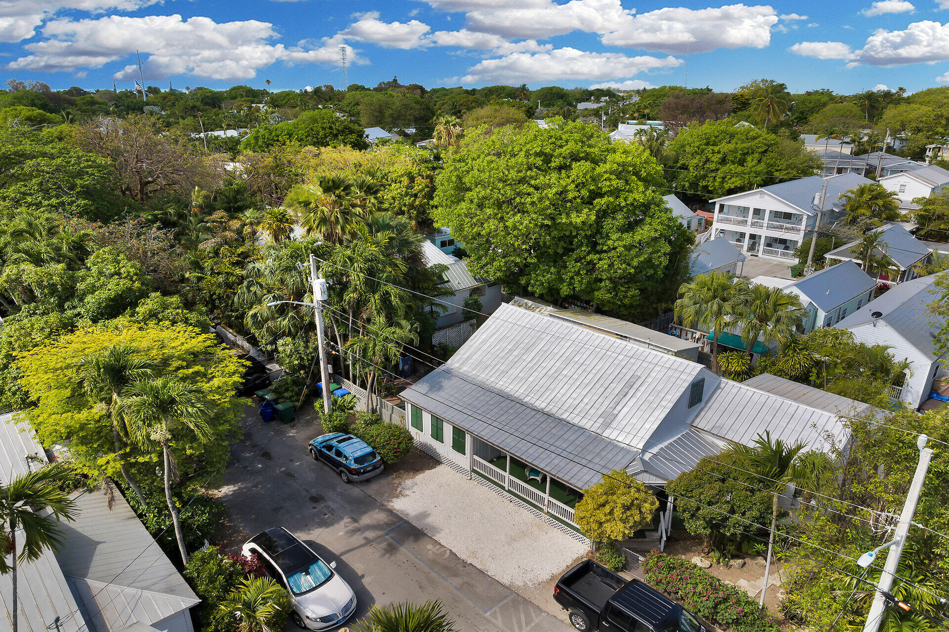 708 William Street Property Photo 5