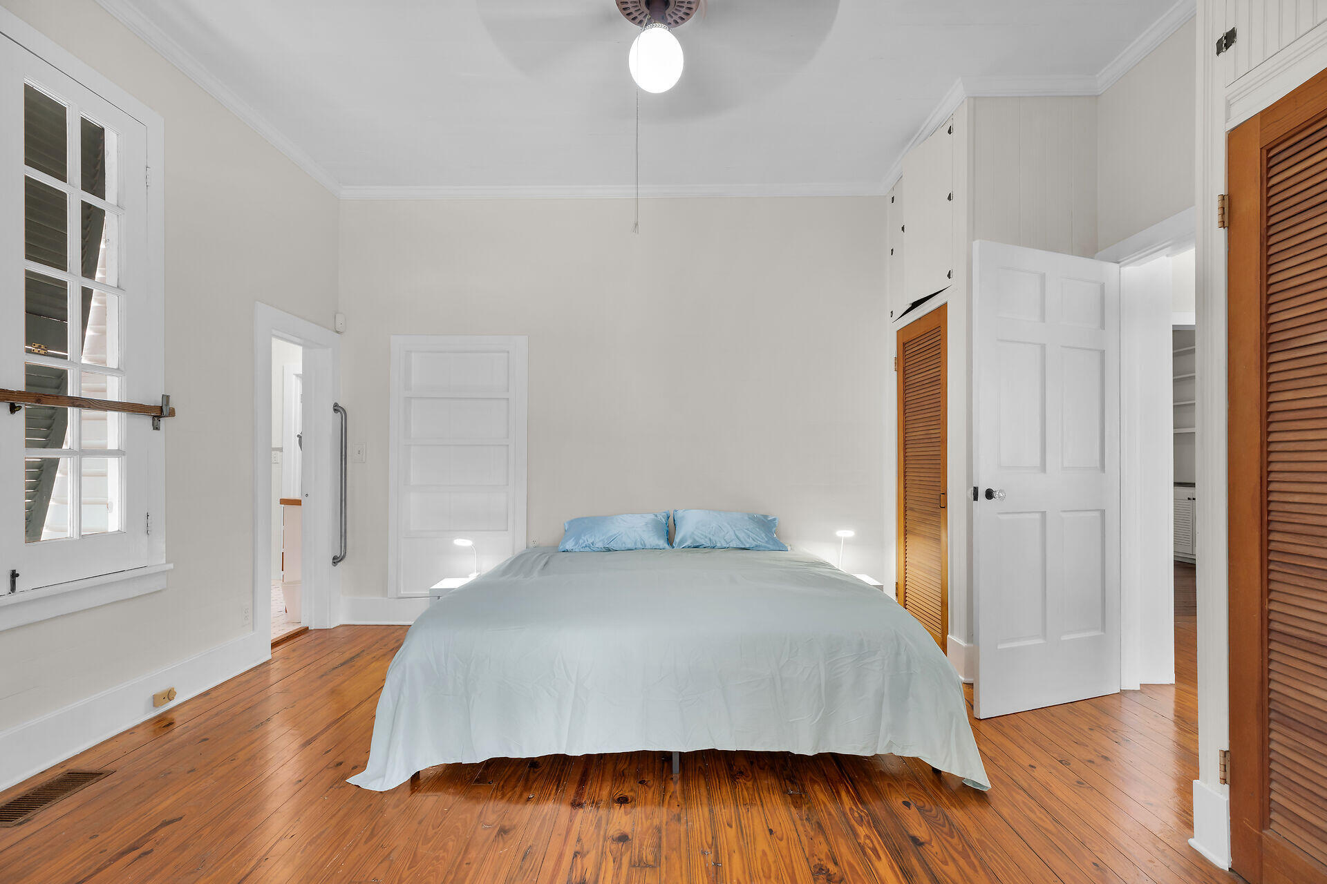 708 William Street Property Photo 16