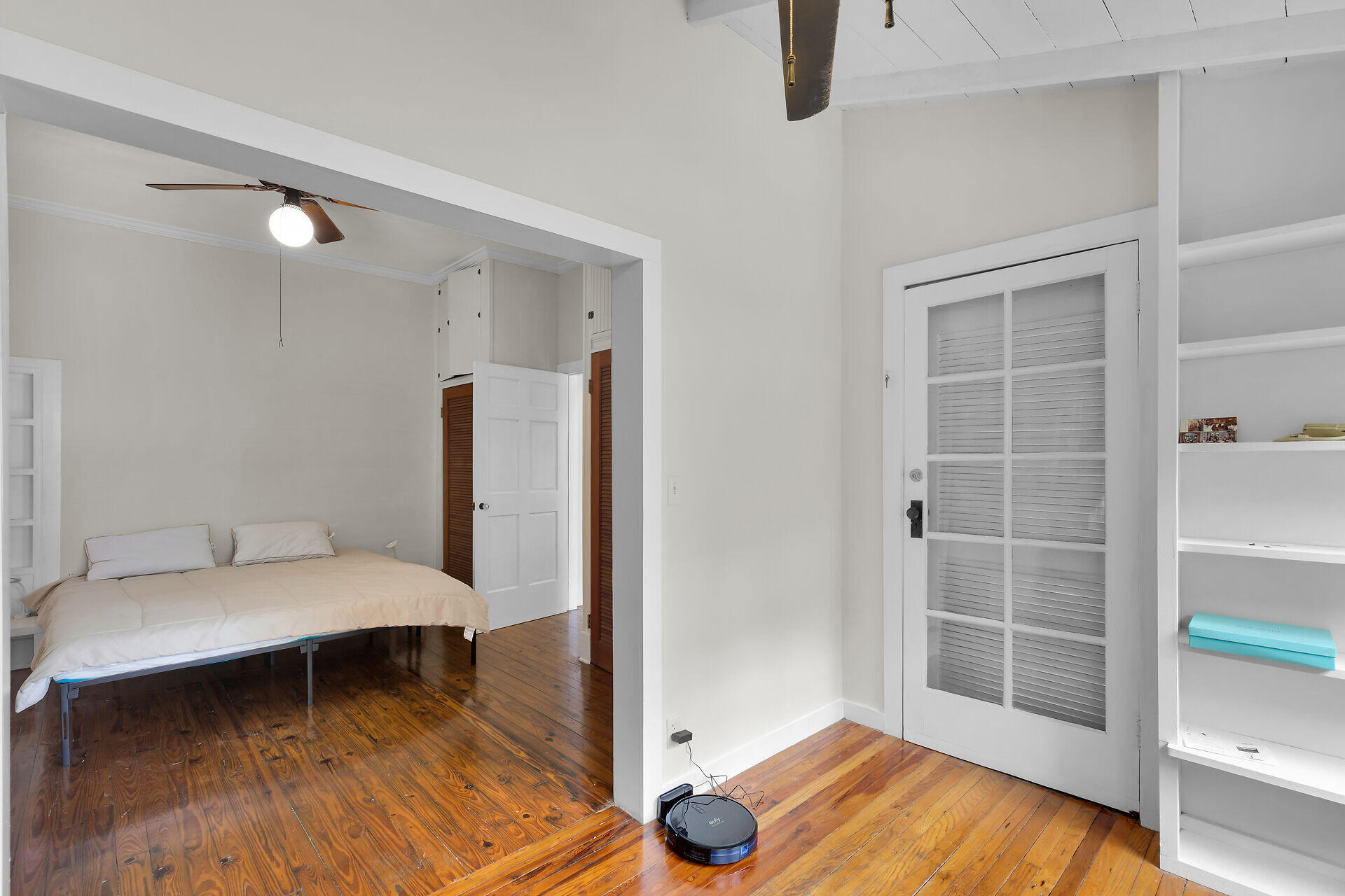 708 William Street Property Photo 19
