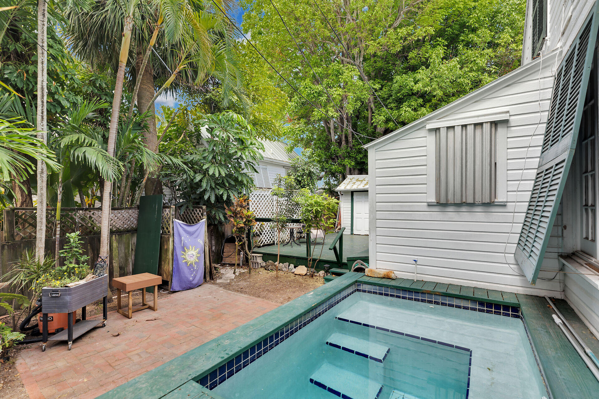 708 William Street Property Photo 28