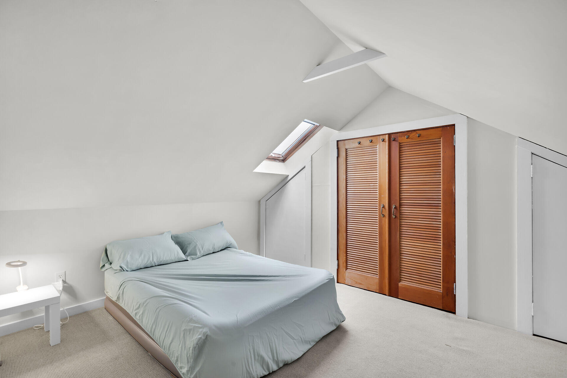 708 William Street Property Photo 32