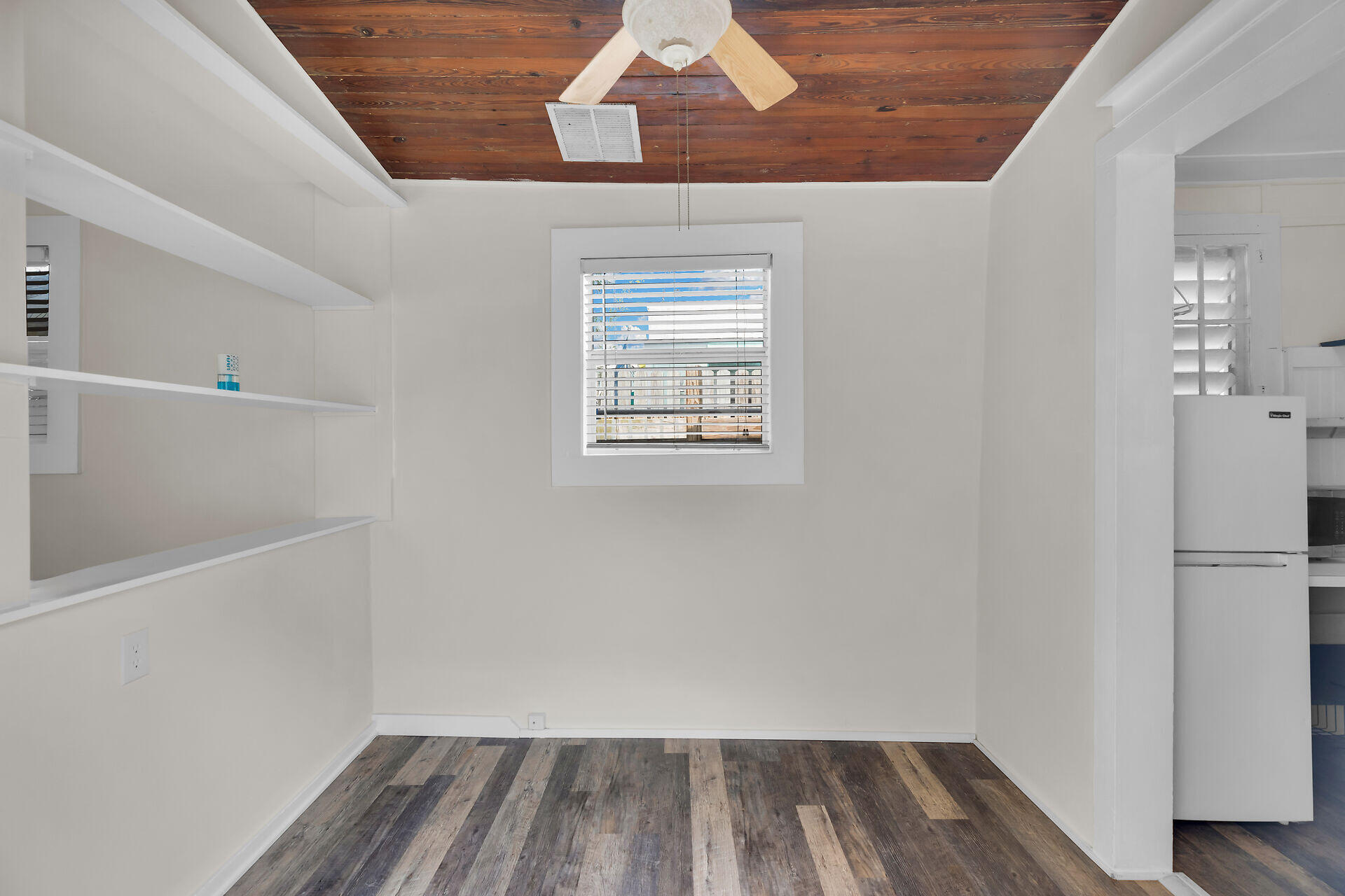 708 William Street Property Photo 39