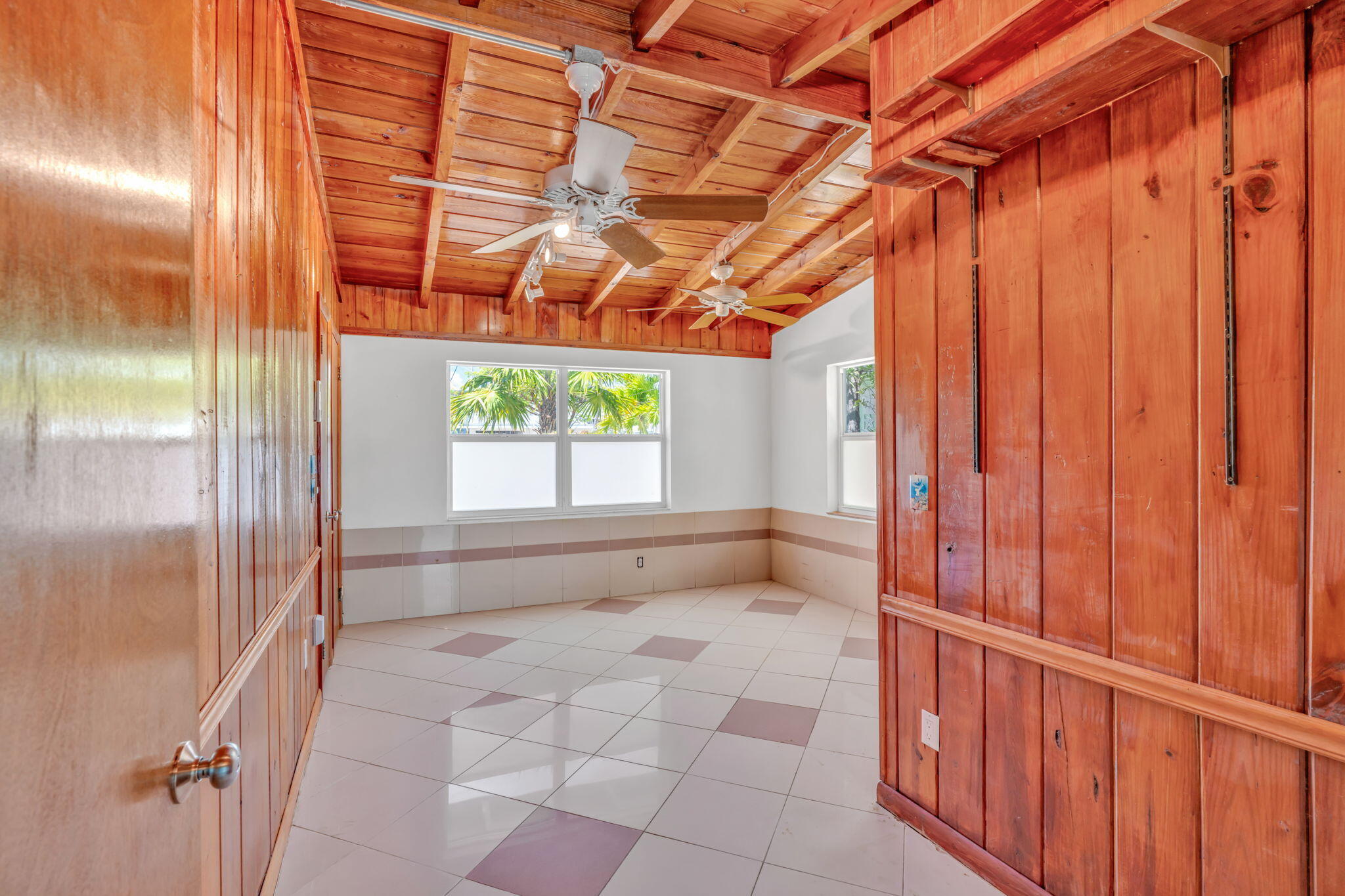 140 Gardenia Street Property Photo 12