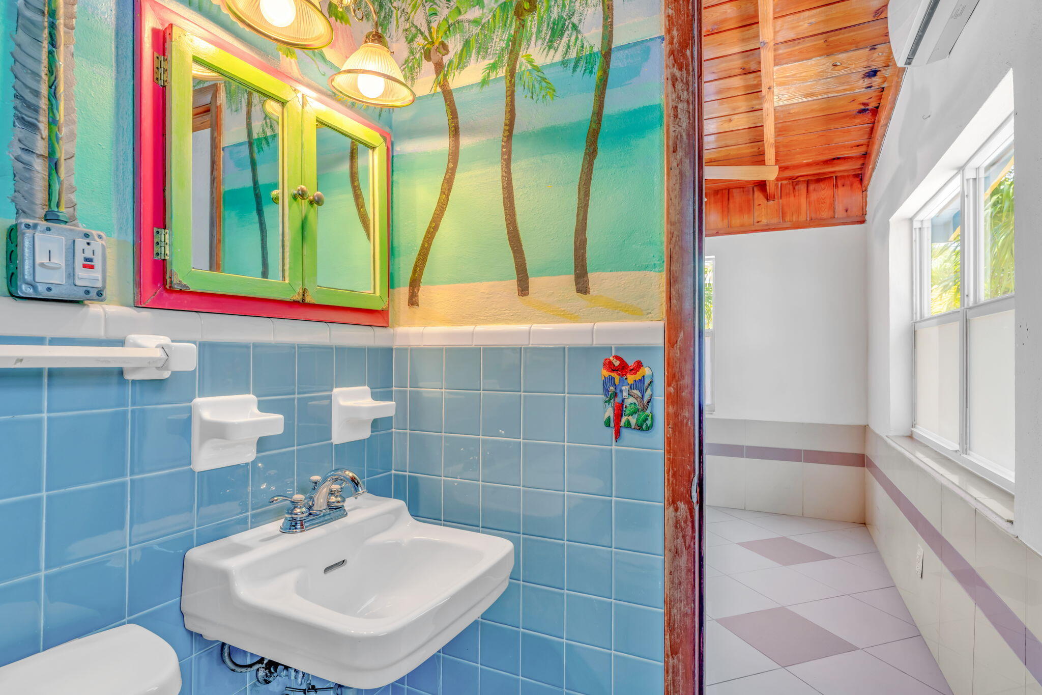140 Gardenia Street Property Photo 16