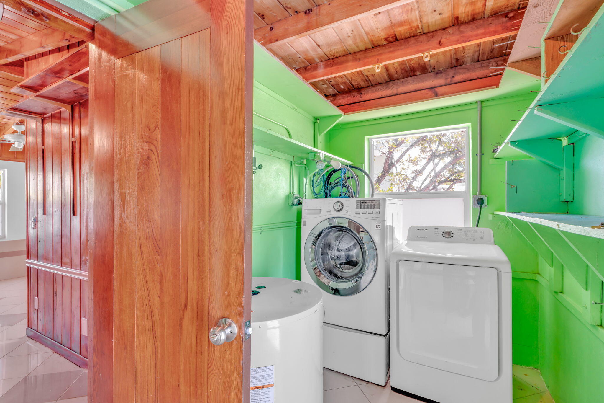 140 Gardenia Street Property Photo 17