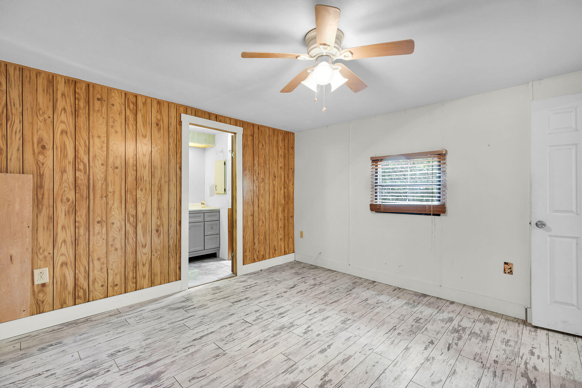 225 Lee Avenue Property Photo 12