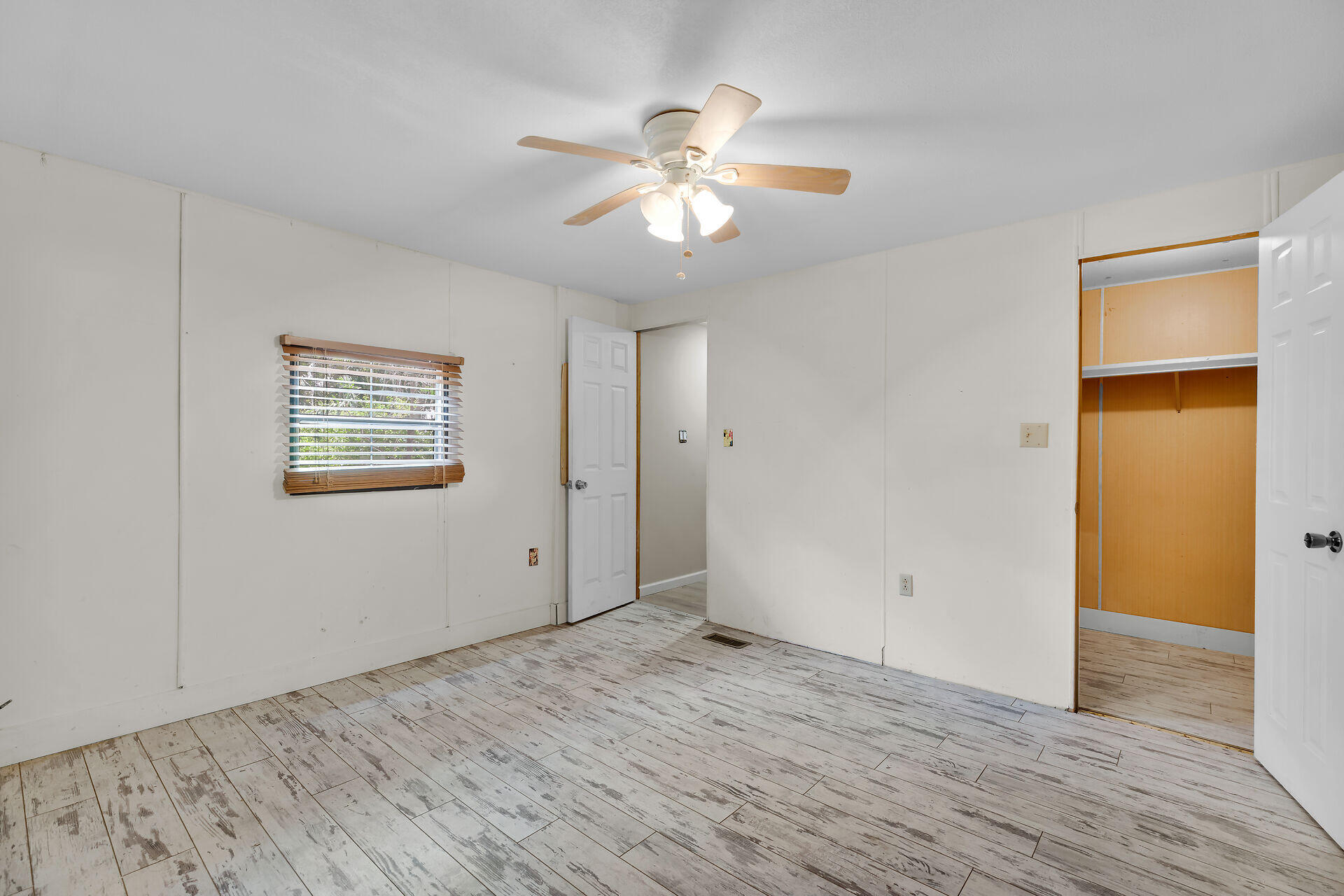 225 Lee Avenue Property Photo 13