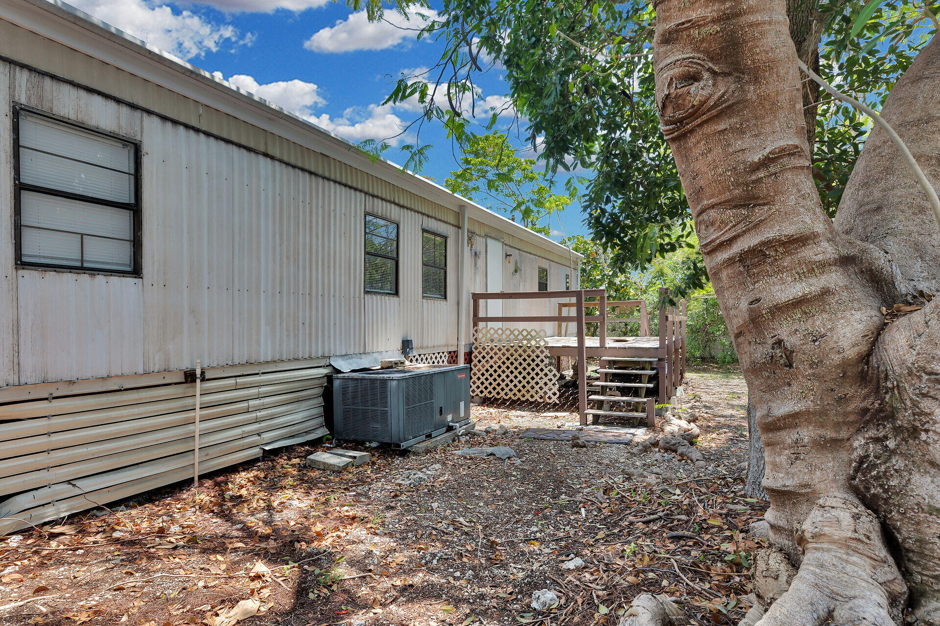 225 Lee Avenue Property Photo 19