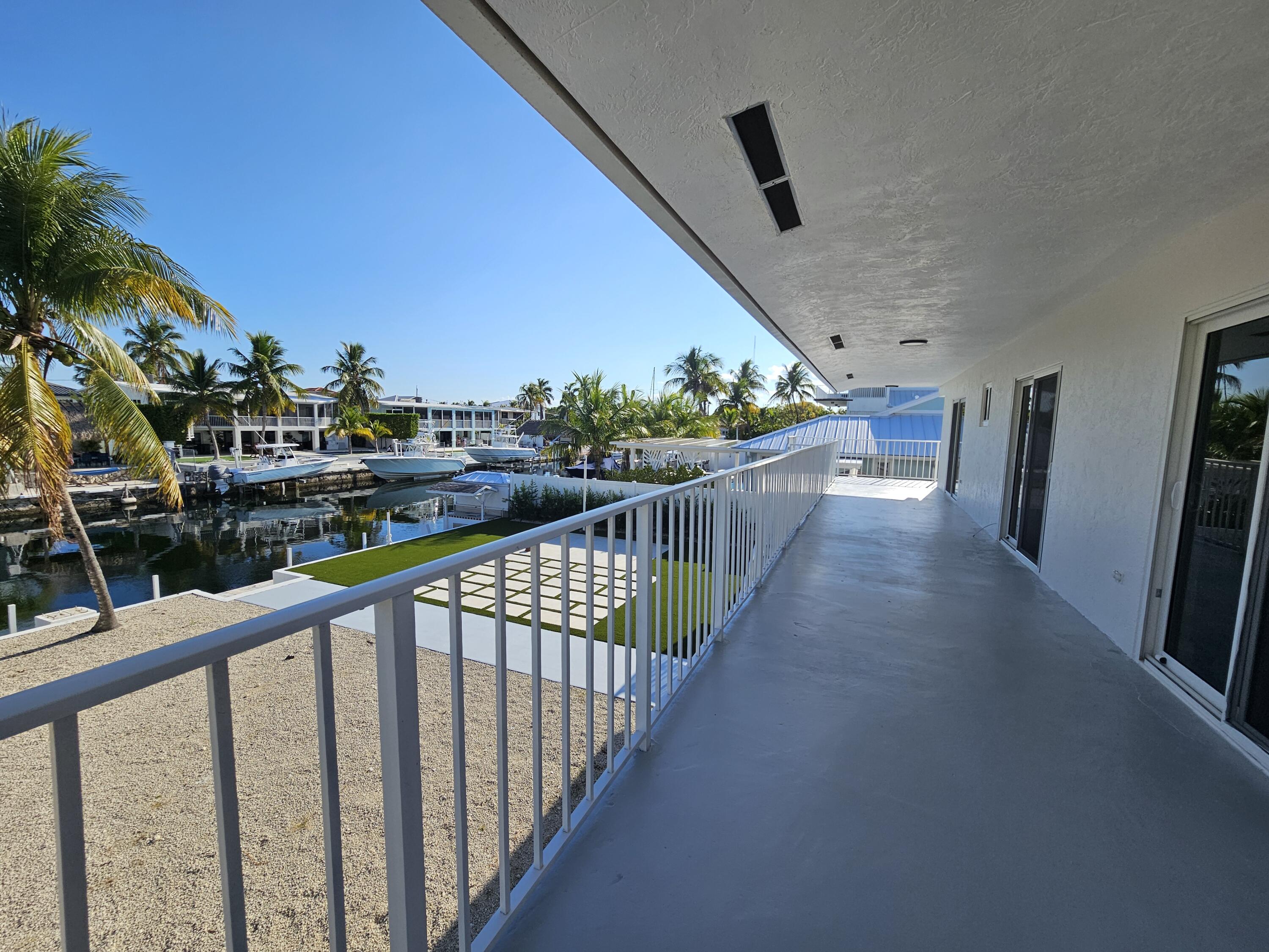 392 Laguna Avenue Property Photo 7