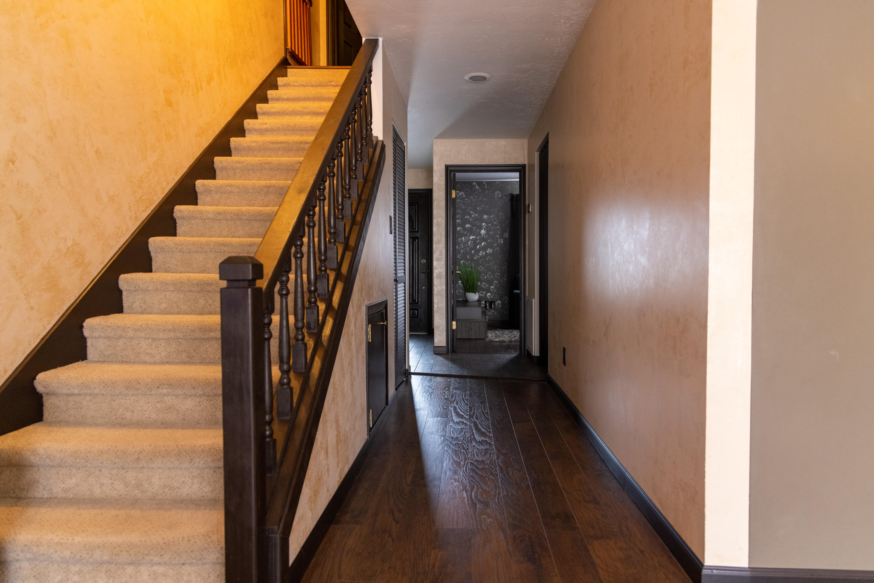 3355 Flagler Avenue Property Photo 7