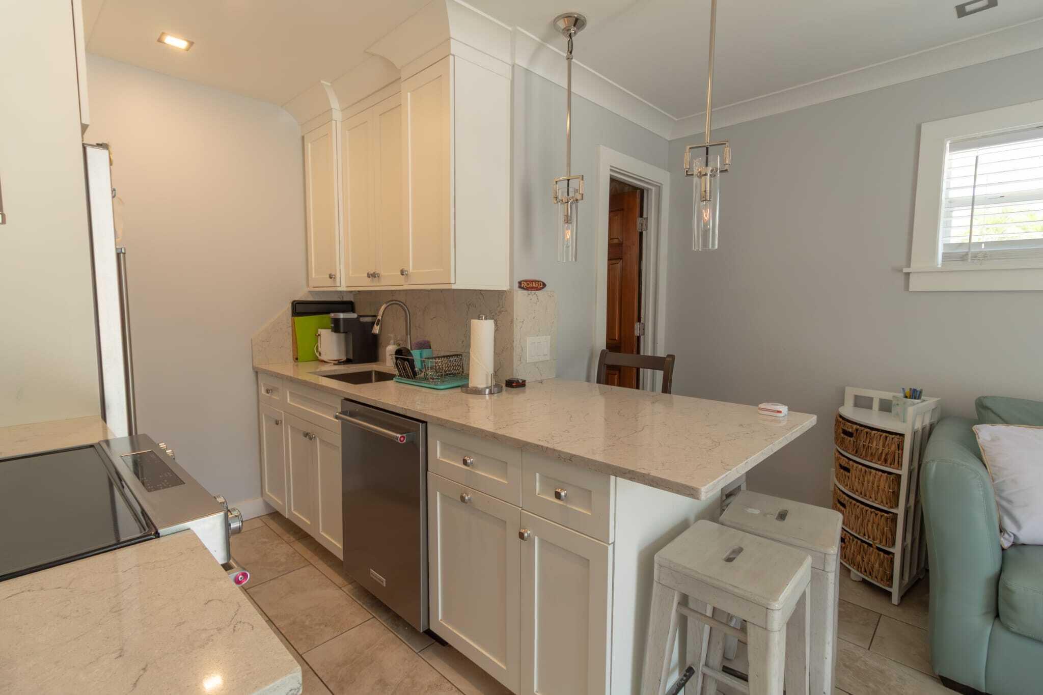 614 Whitehead Property Photo 5