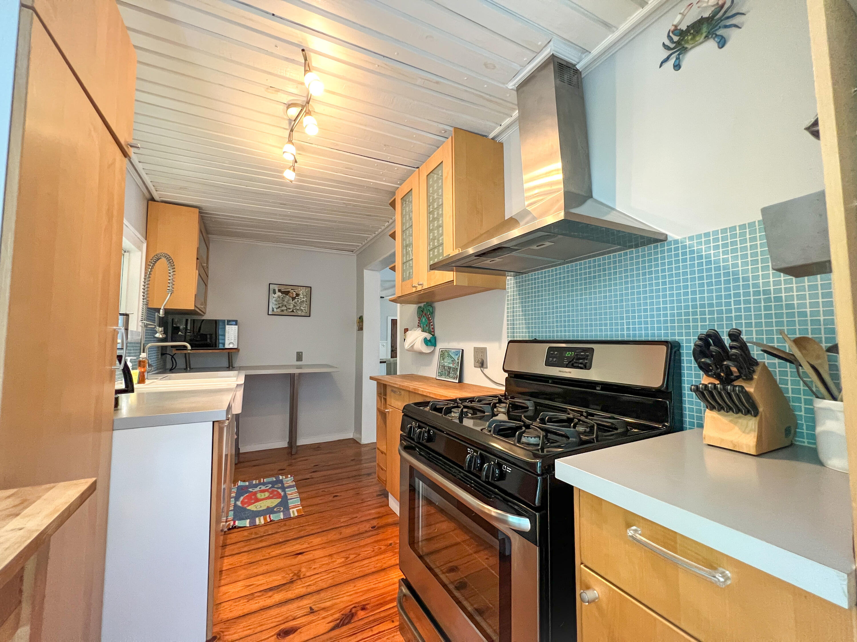 846 Olivia Street Property Photo 24