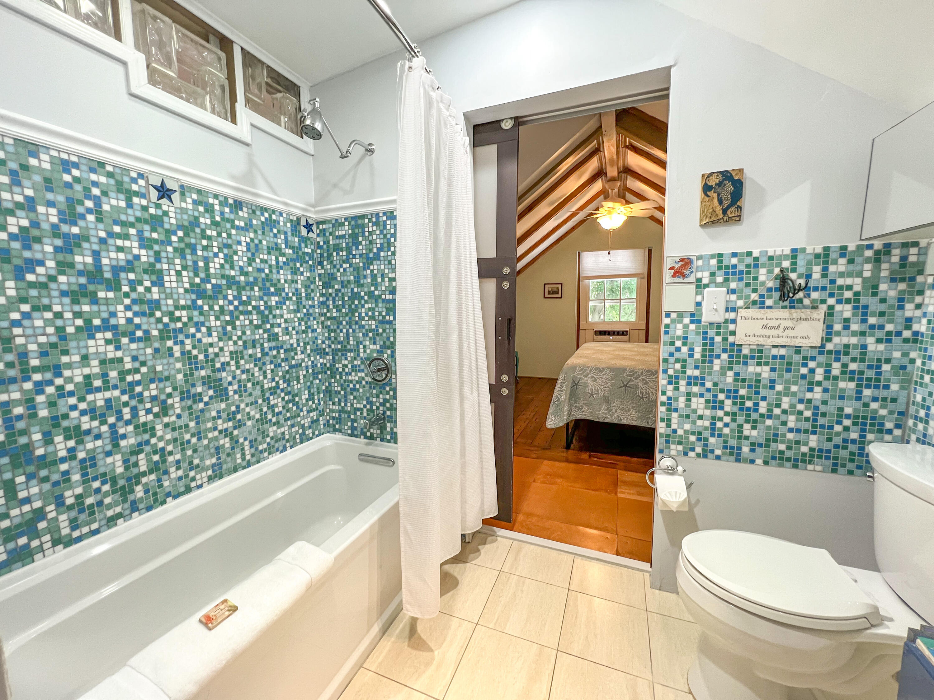 846 Olivia Street Property Photo 29