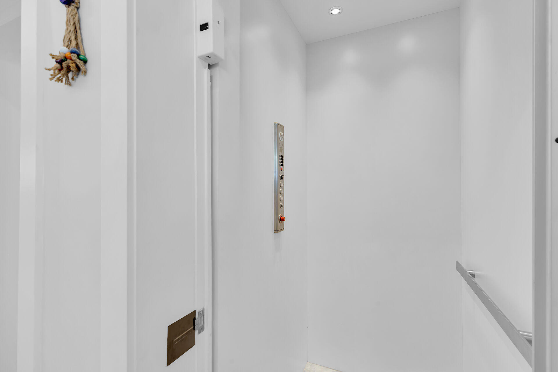 257 Normandy Drive Property Photo 11