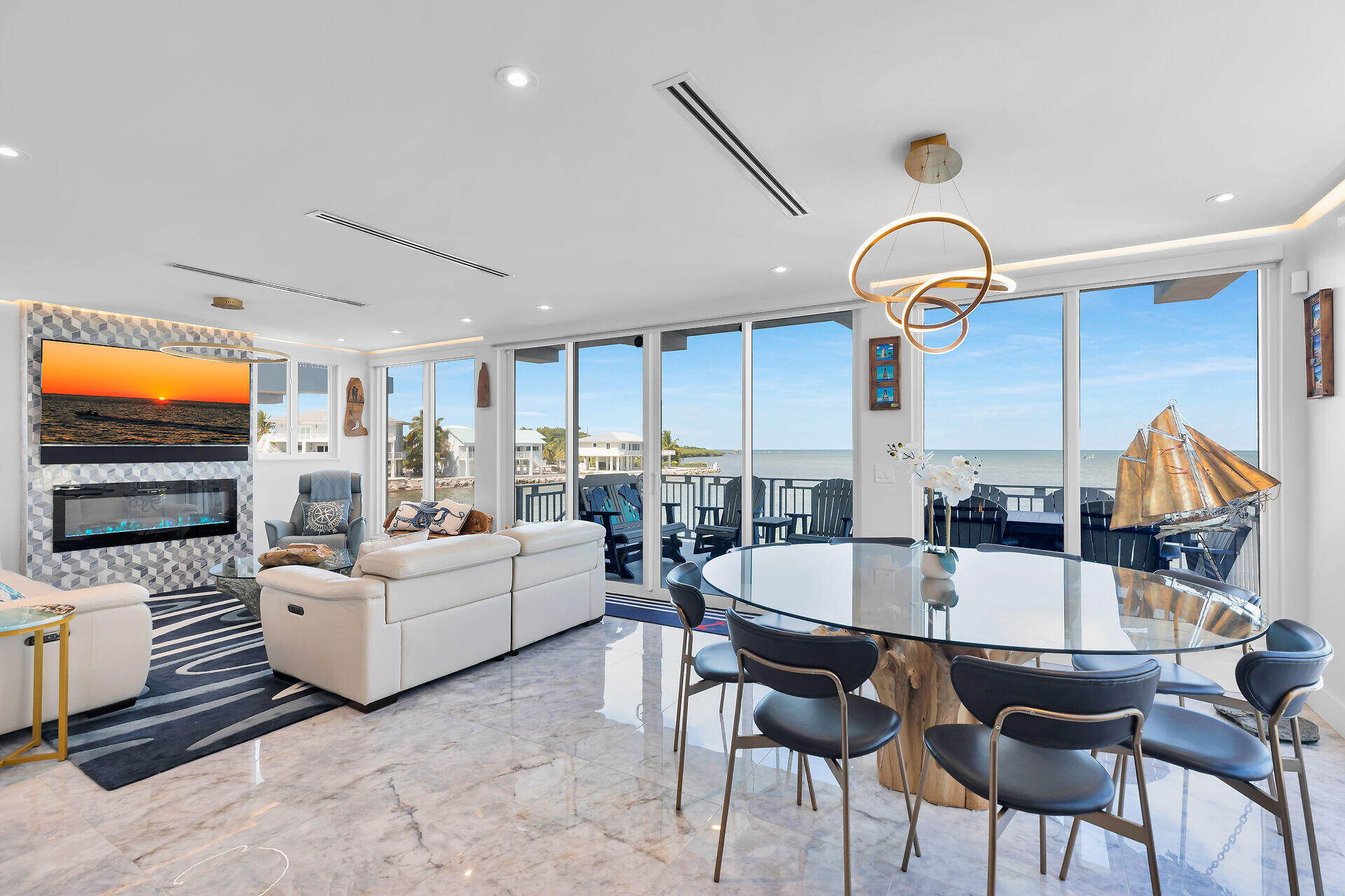 257 Normandy Drive Property Photo 14