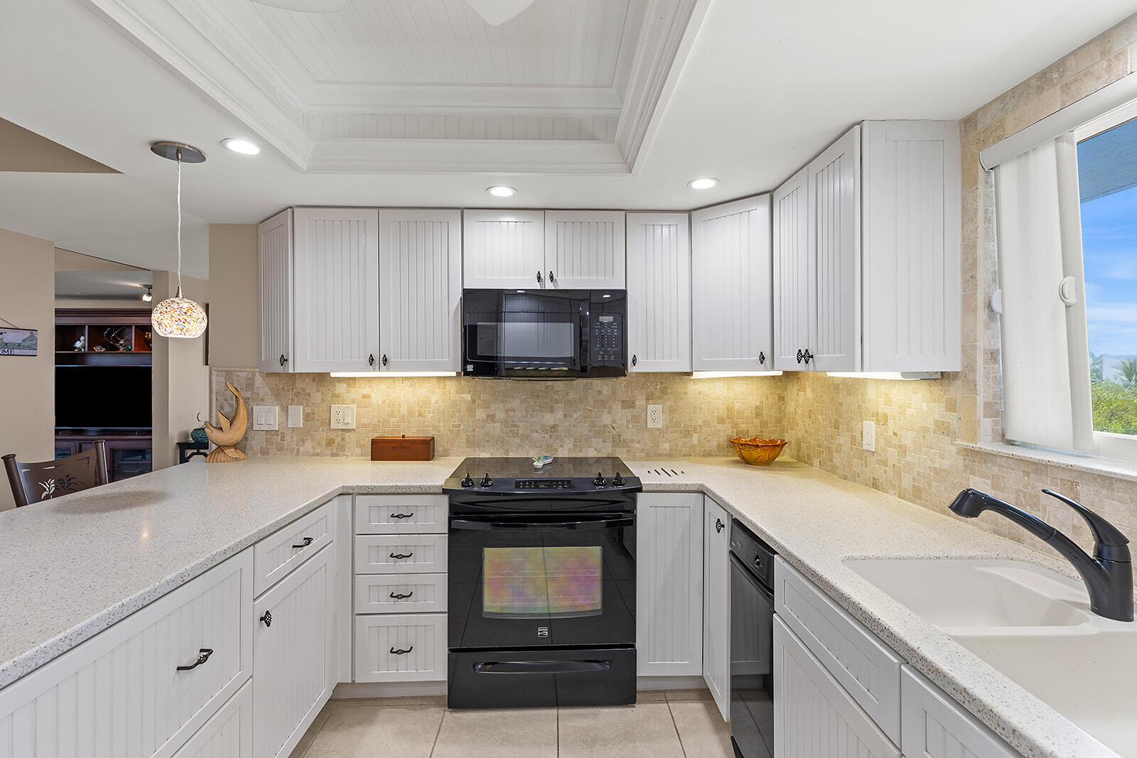 130 Coco Plum Drive, 402 Property Photo 7