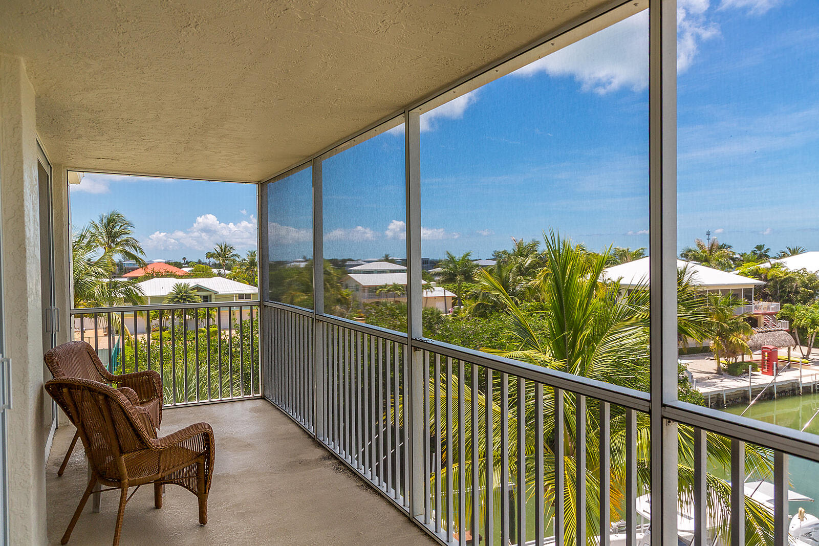130 Coco Plum Drive, 402 Property Photo 27