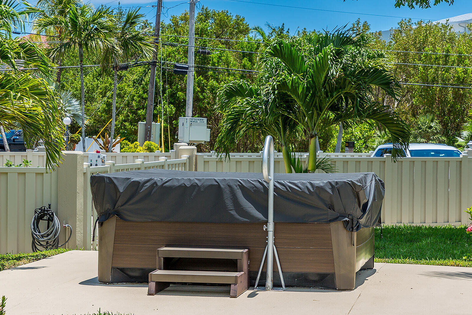 130 Coco Plum Drive, 402 Property Photo 44