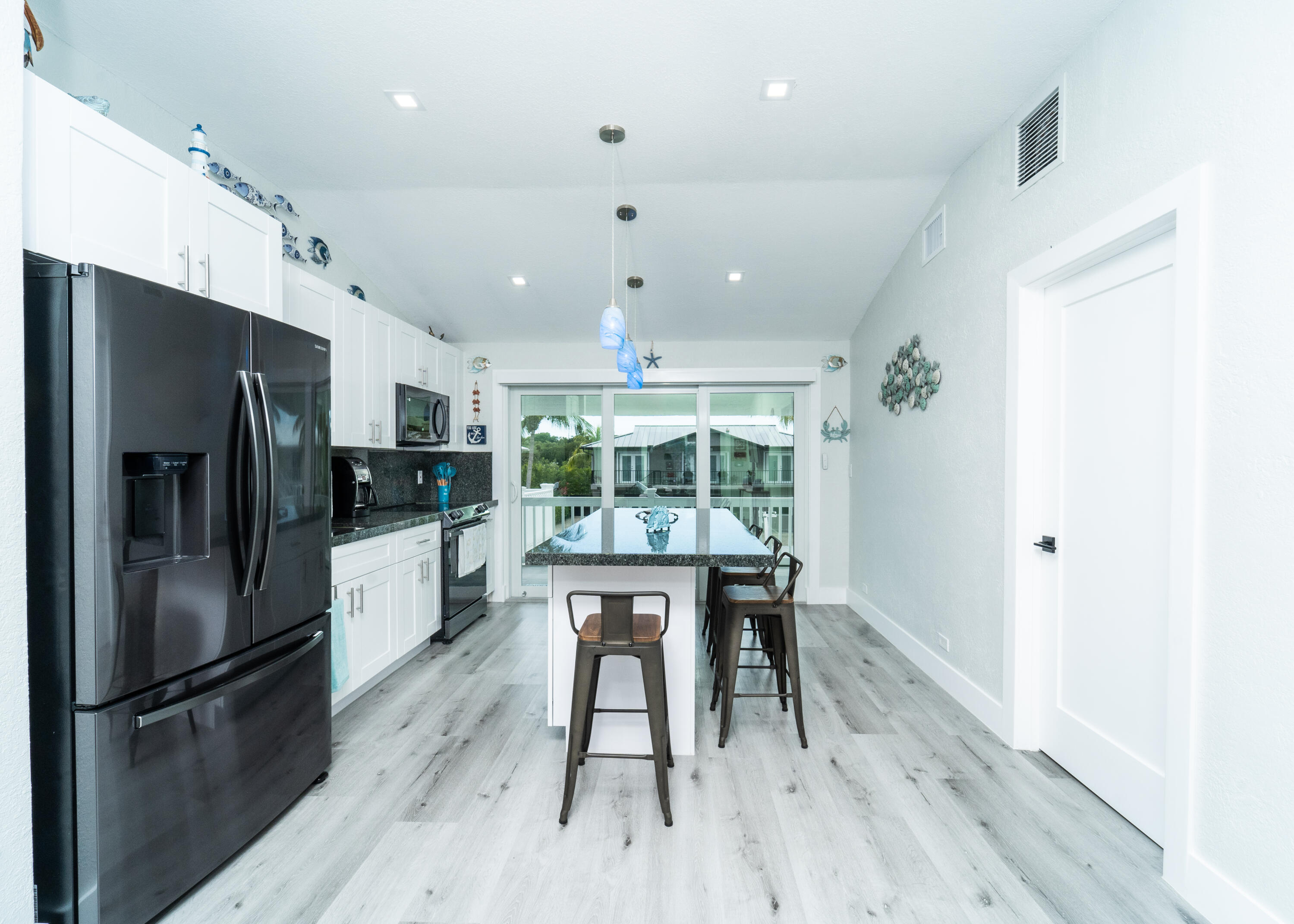 25 N Blackwater Lane Property Photo 19