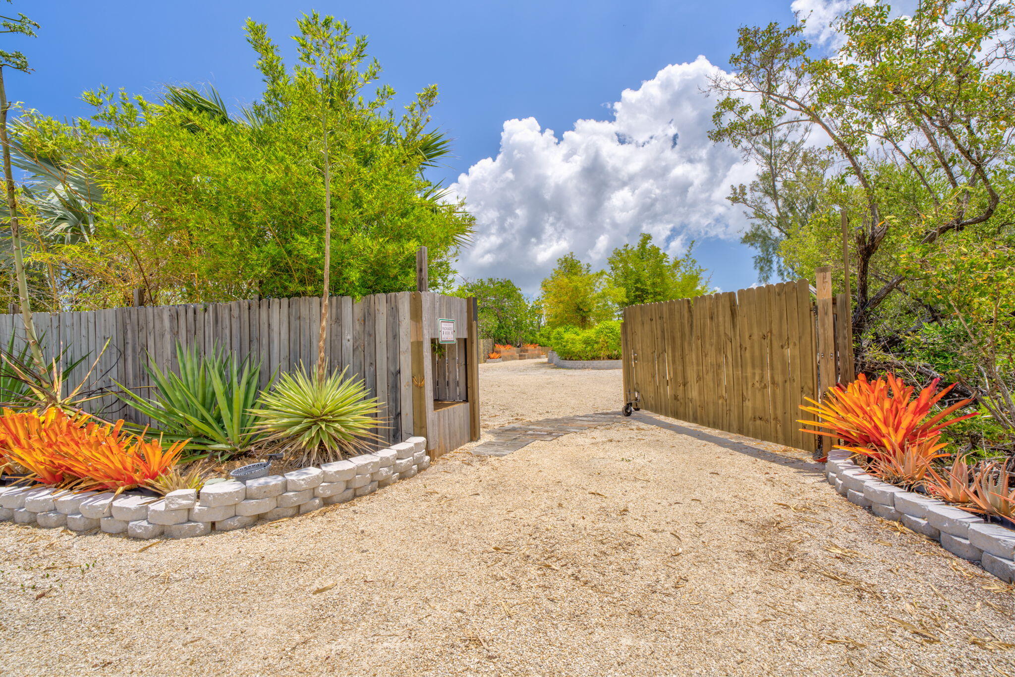 1667 Bogie Drive Property Photo 9