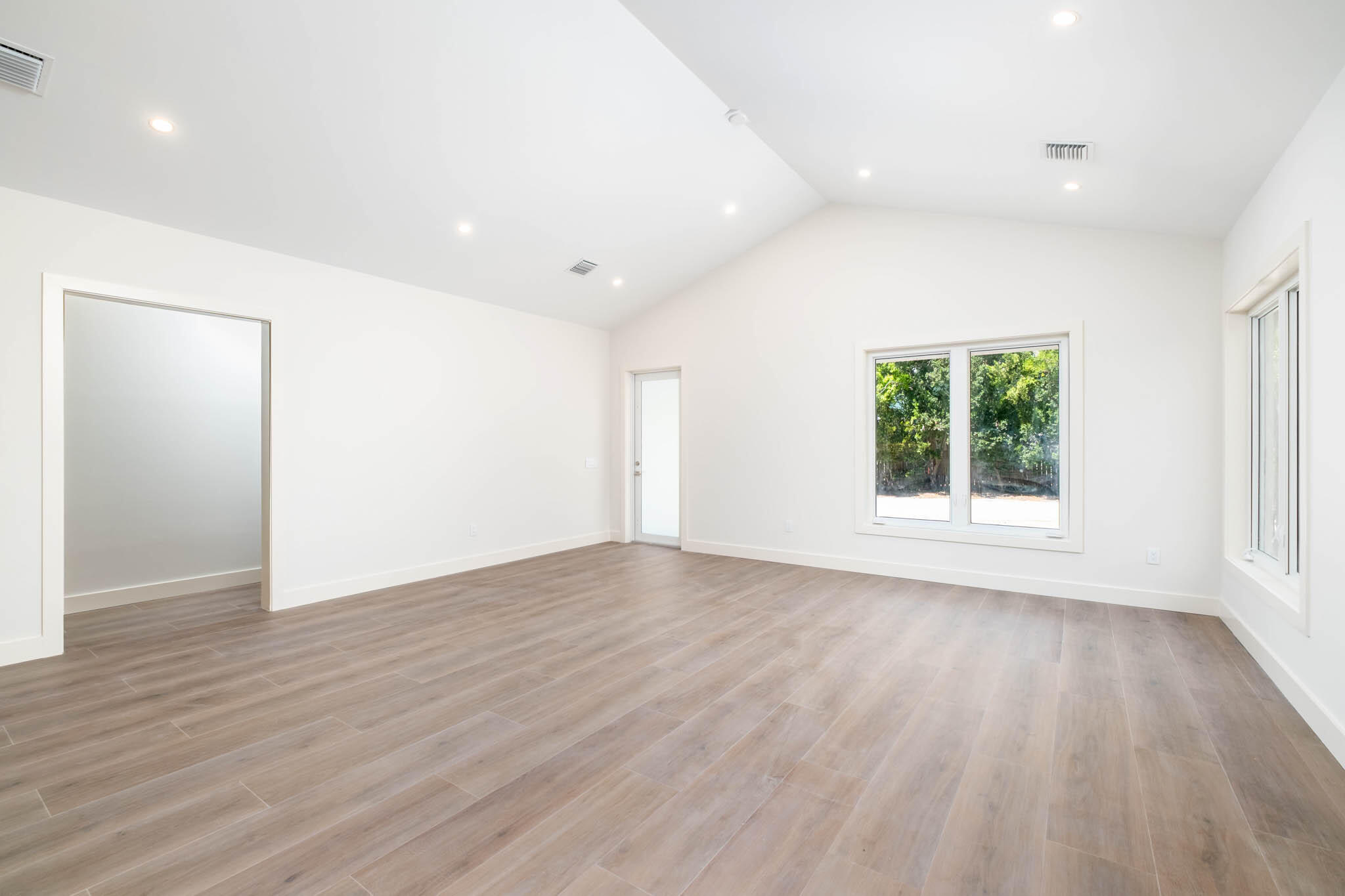 36 Park Road Property Photo 11