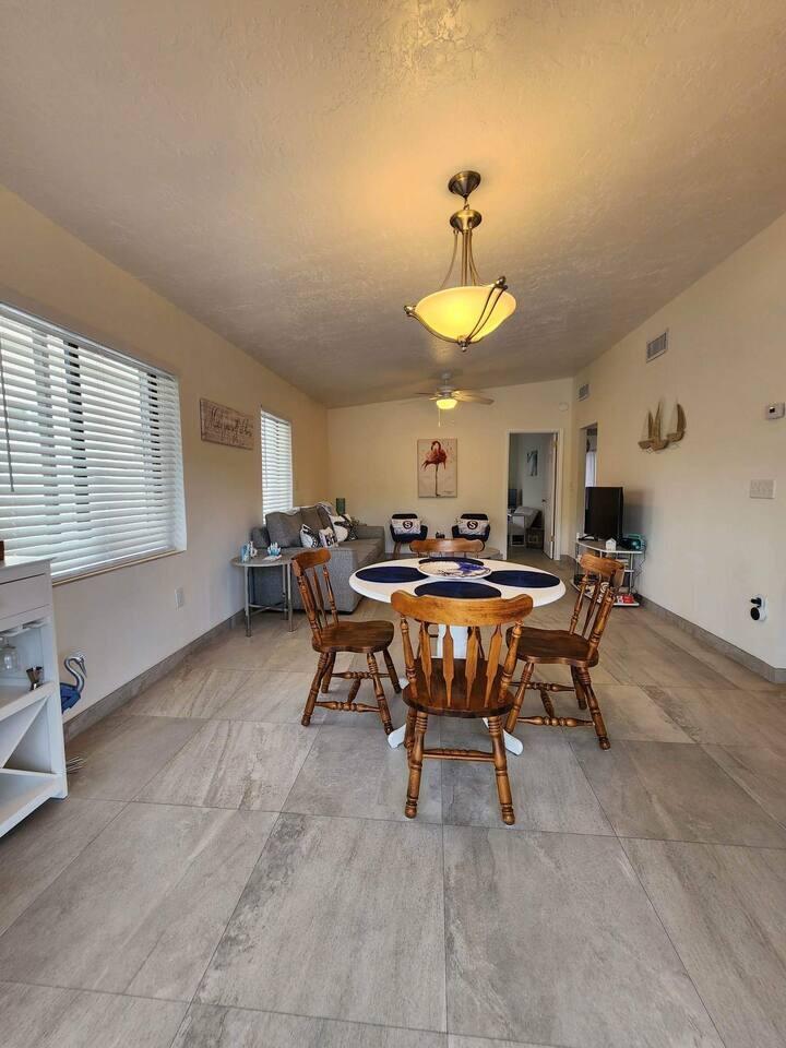 137 Pacific Avenue Property Photo 5