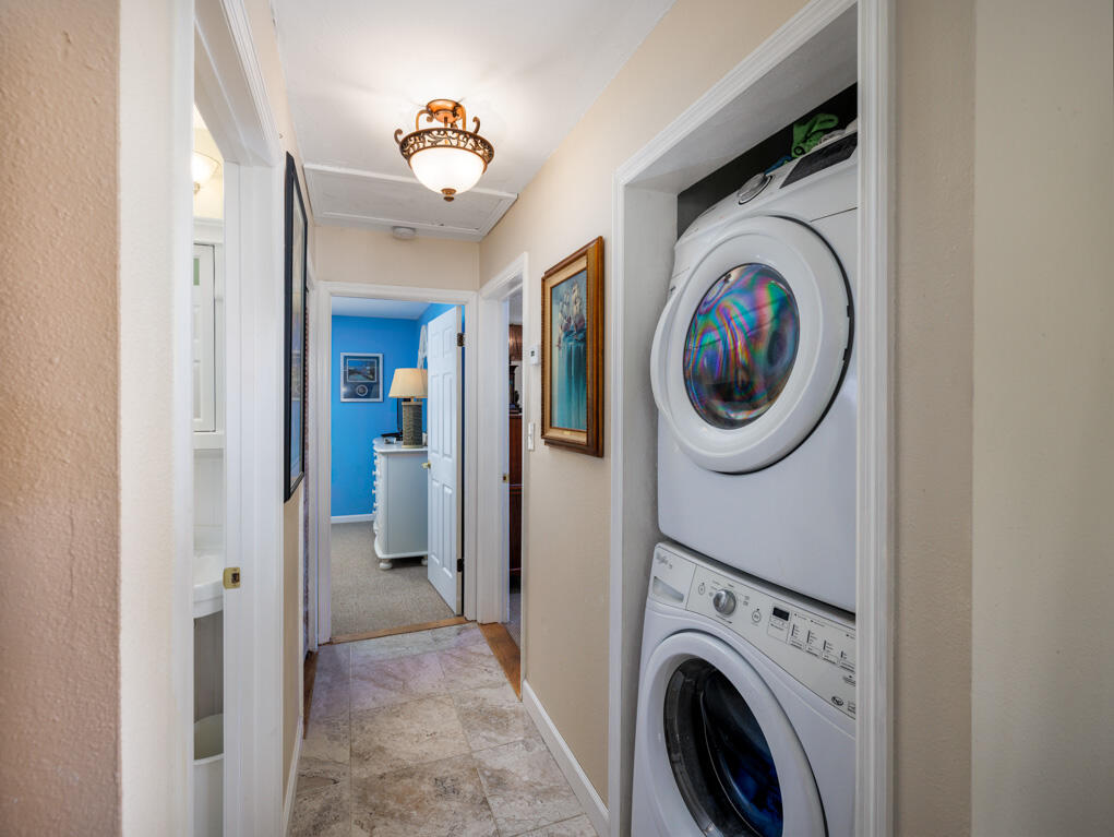 3806 Dyer Road Property Photo 16
