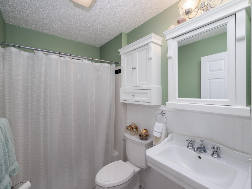 3806 Dyer Road Property Photo 17