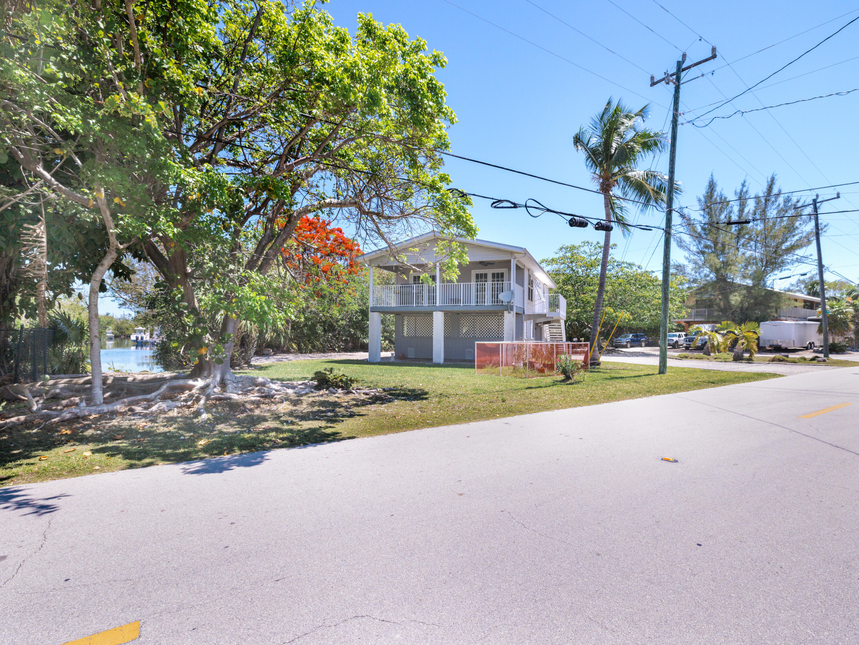 3806 Dyer Road Property Photo 31