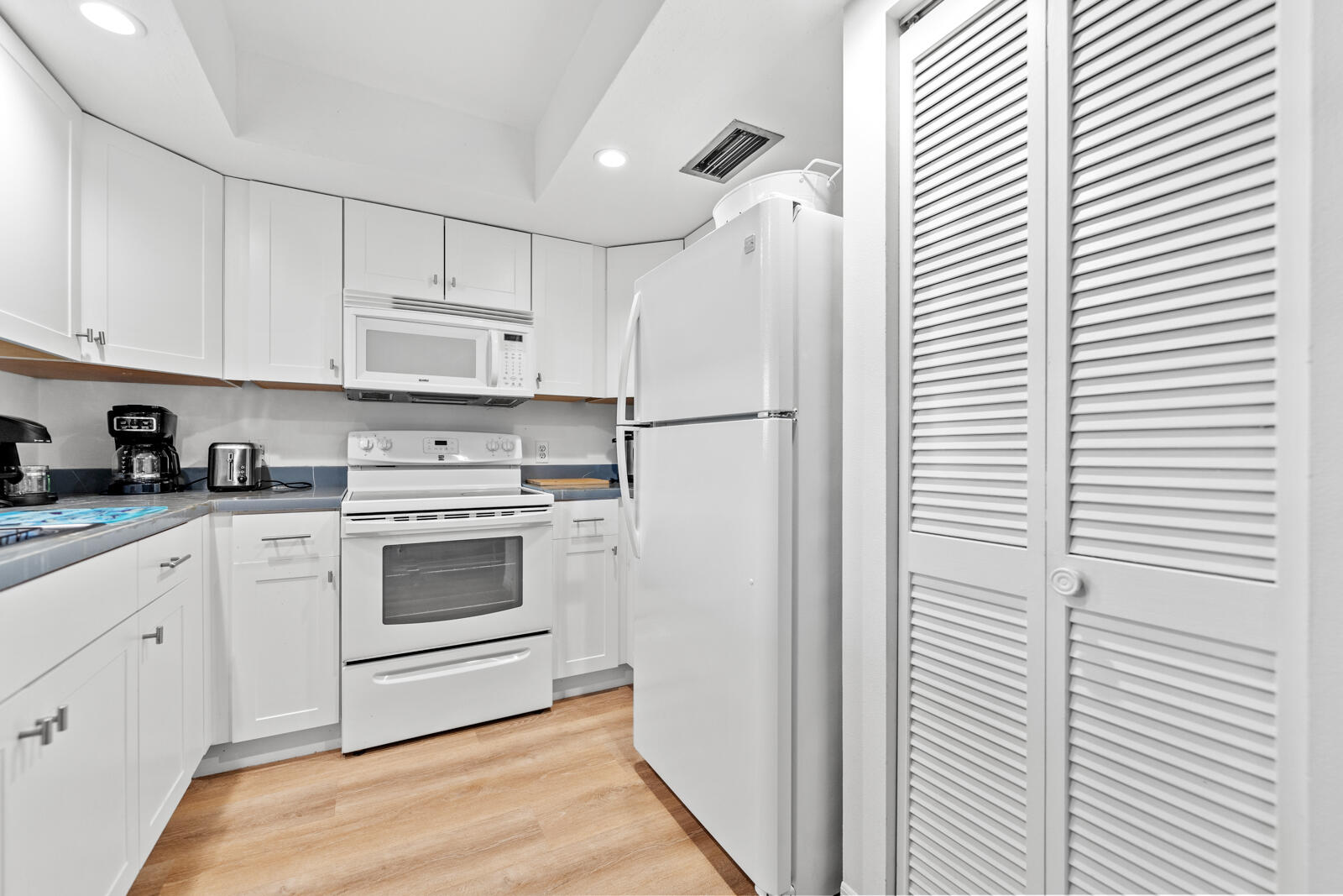 3635 Tradewinds Street Property Photo 25