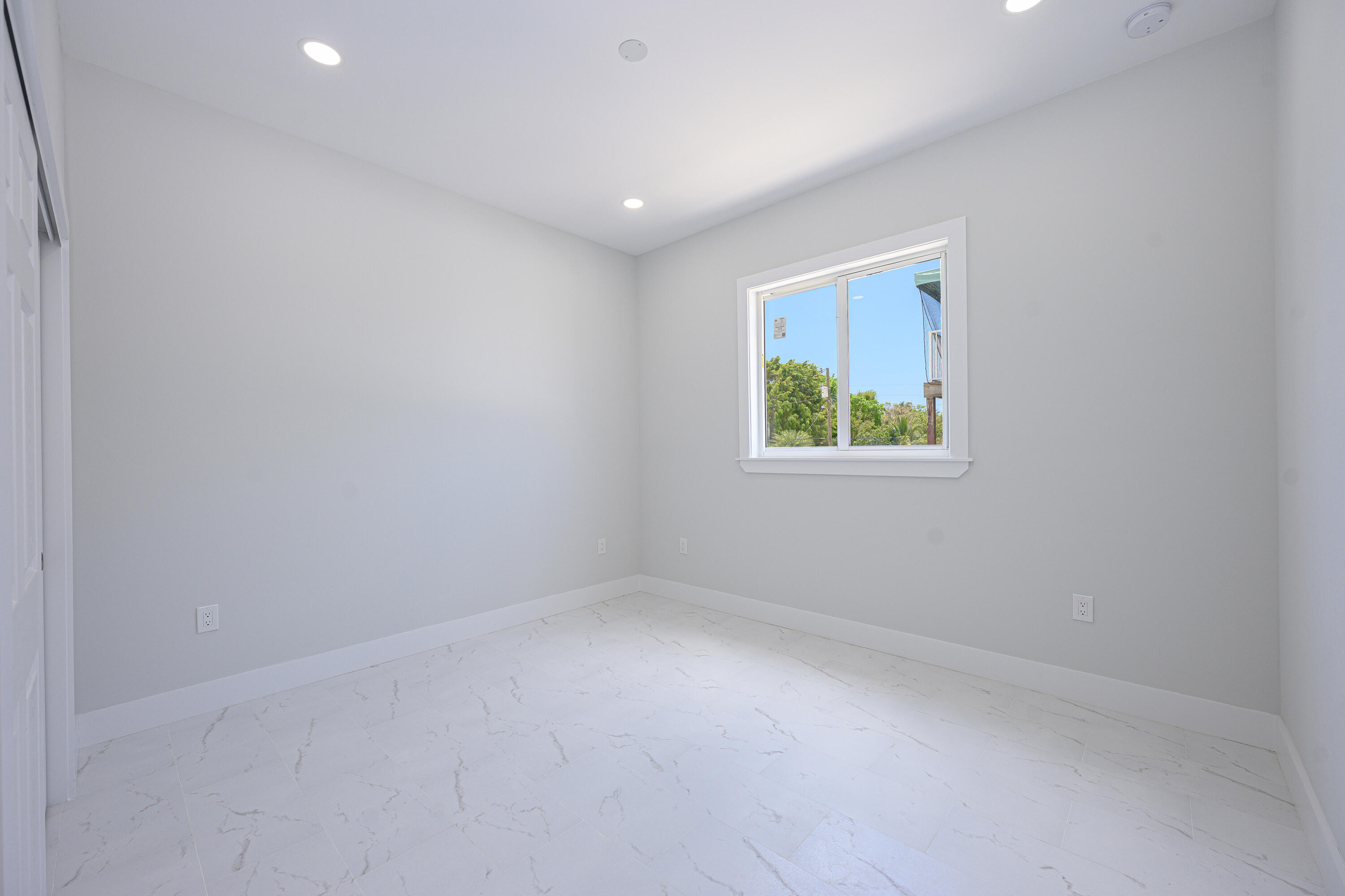 78 D Avenue Property Photo 18