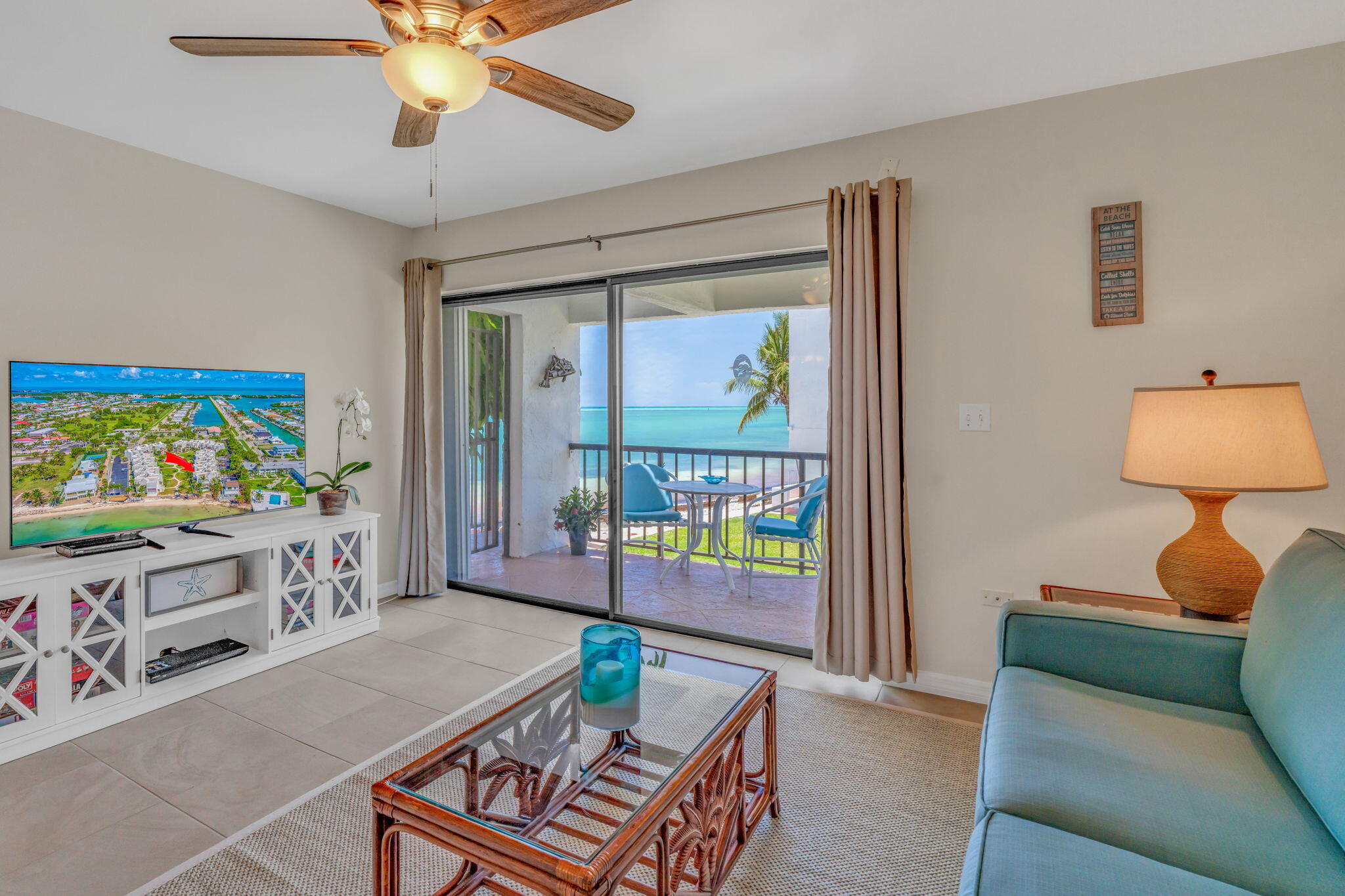 601 W Ocean Drive, 414d Property Photo 6