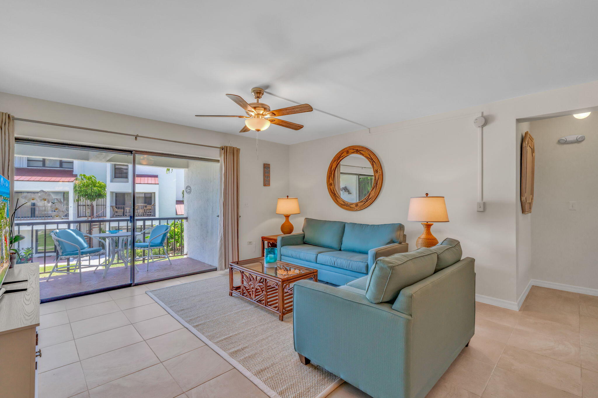 601 W Ocean Drive, 414d Property Photo 10