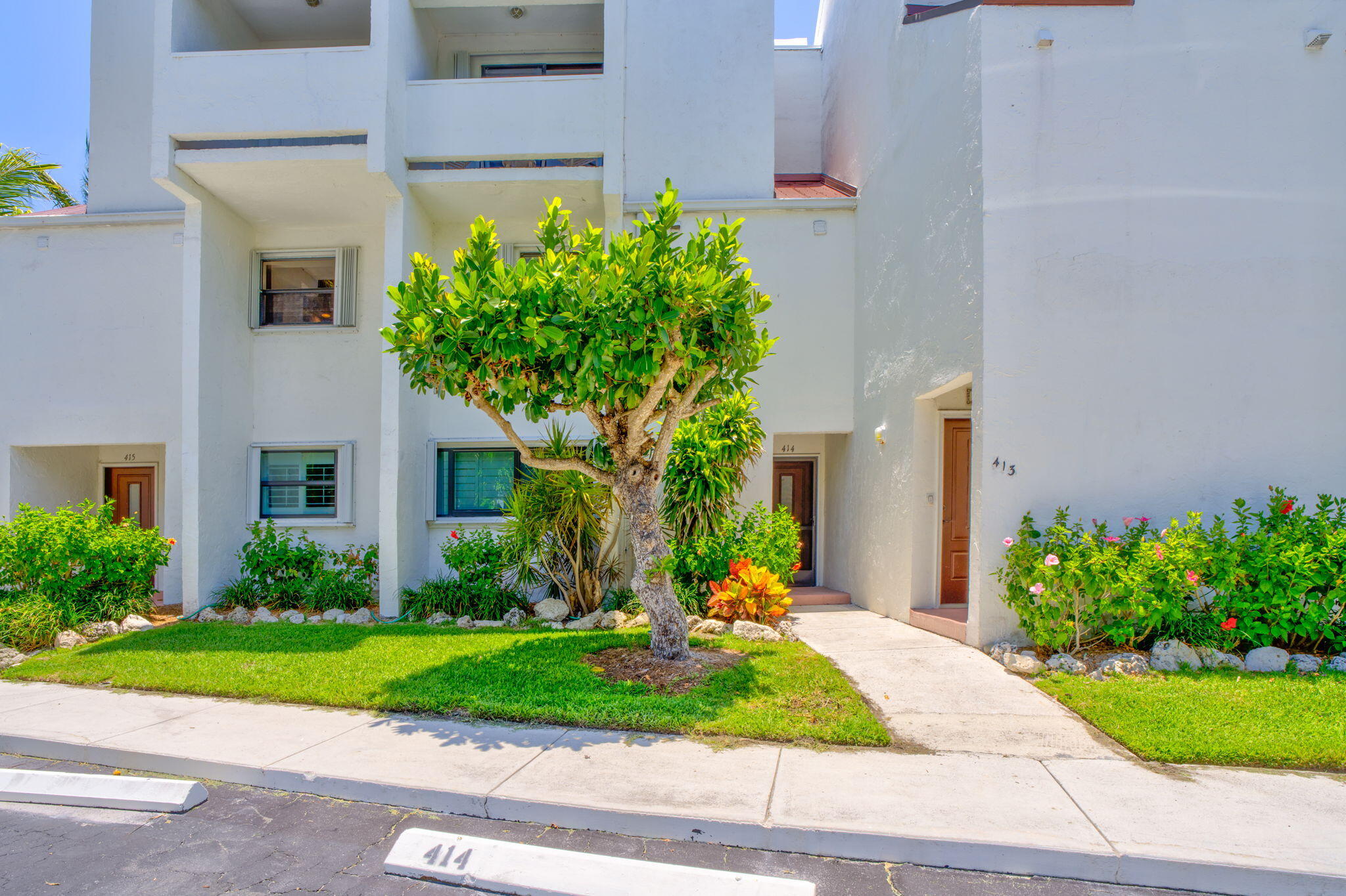 601 W Ocean Drive, 414d Property Photo 36