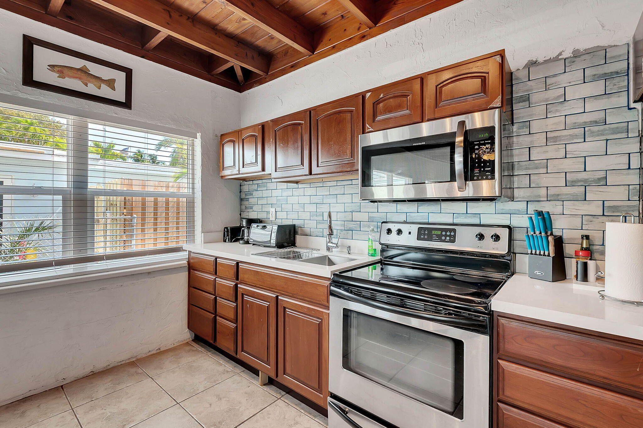 108 Long Ben Drive Property Photo 15